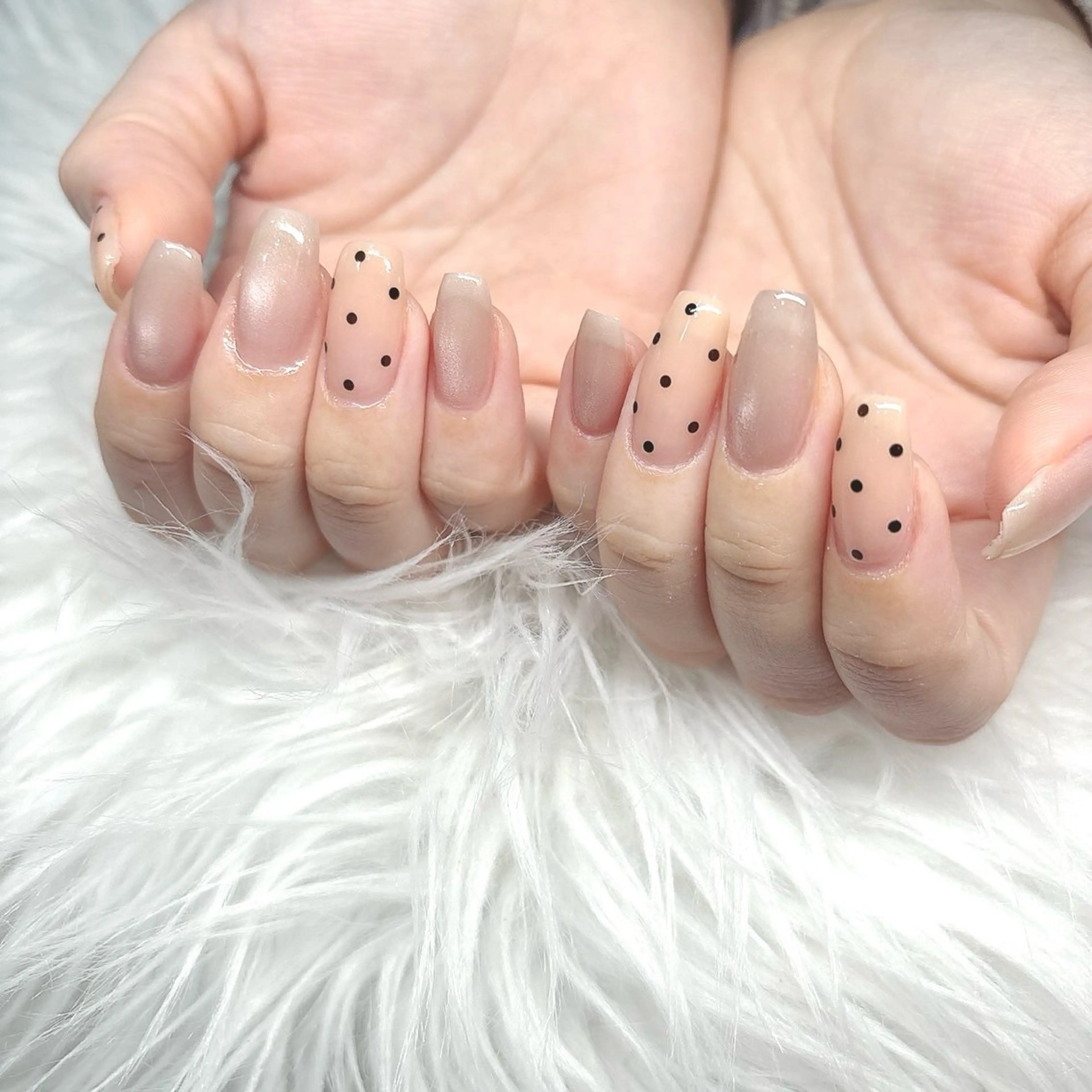 ネイル ハンドネイル LIB VALLA Yuri🍭🖤のネイルデザイン