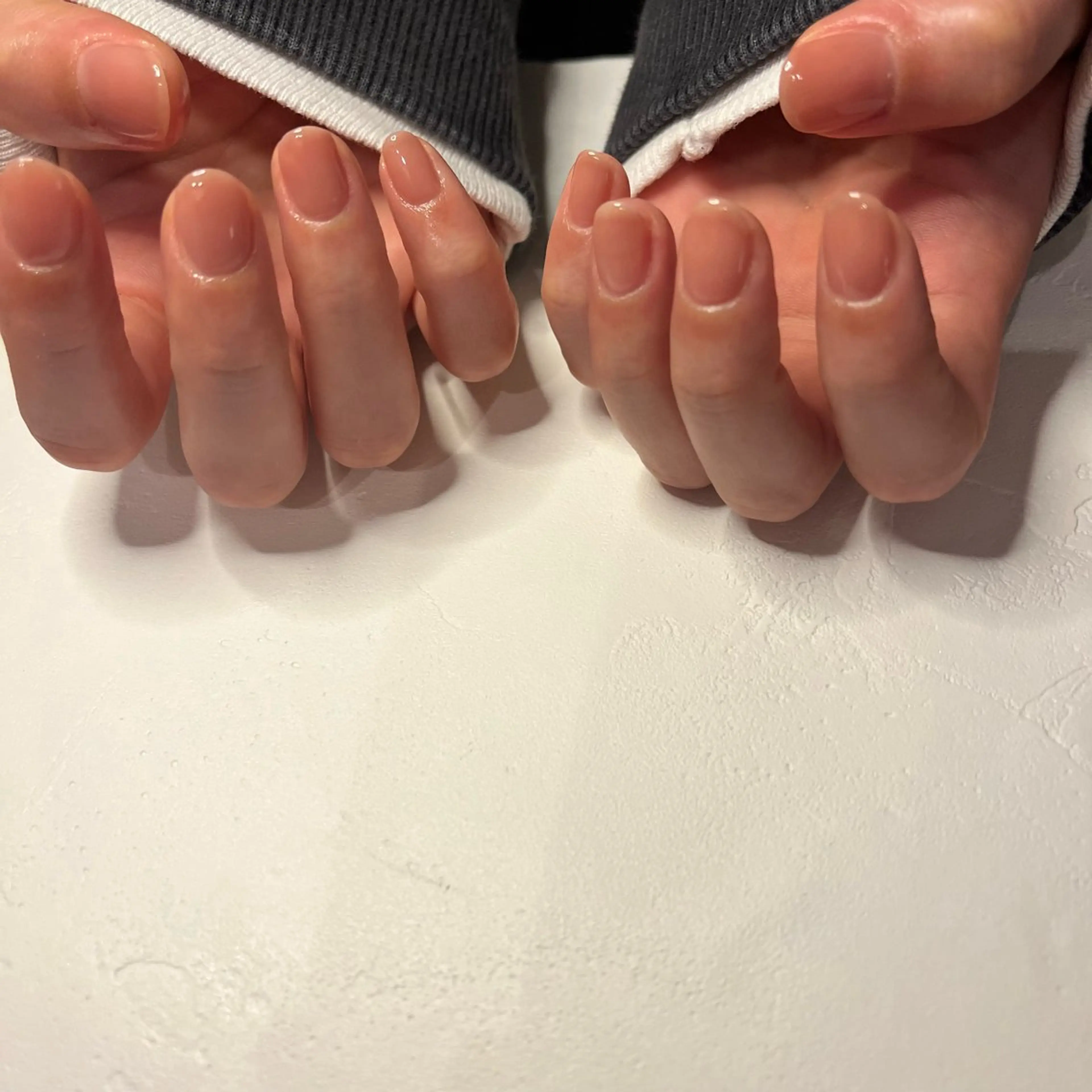 ネイル ジェルネイル ワンカラーネイル パラジェル 冬ネイル クリスマス ハンドネイル nail slow.のネイルデザイン