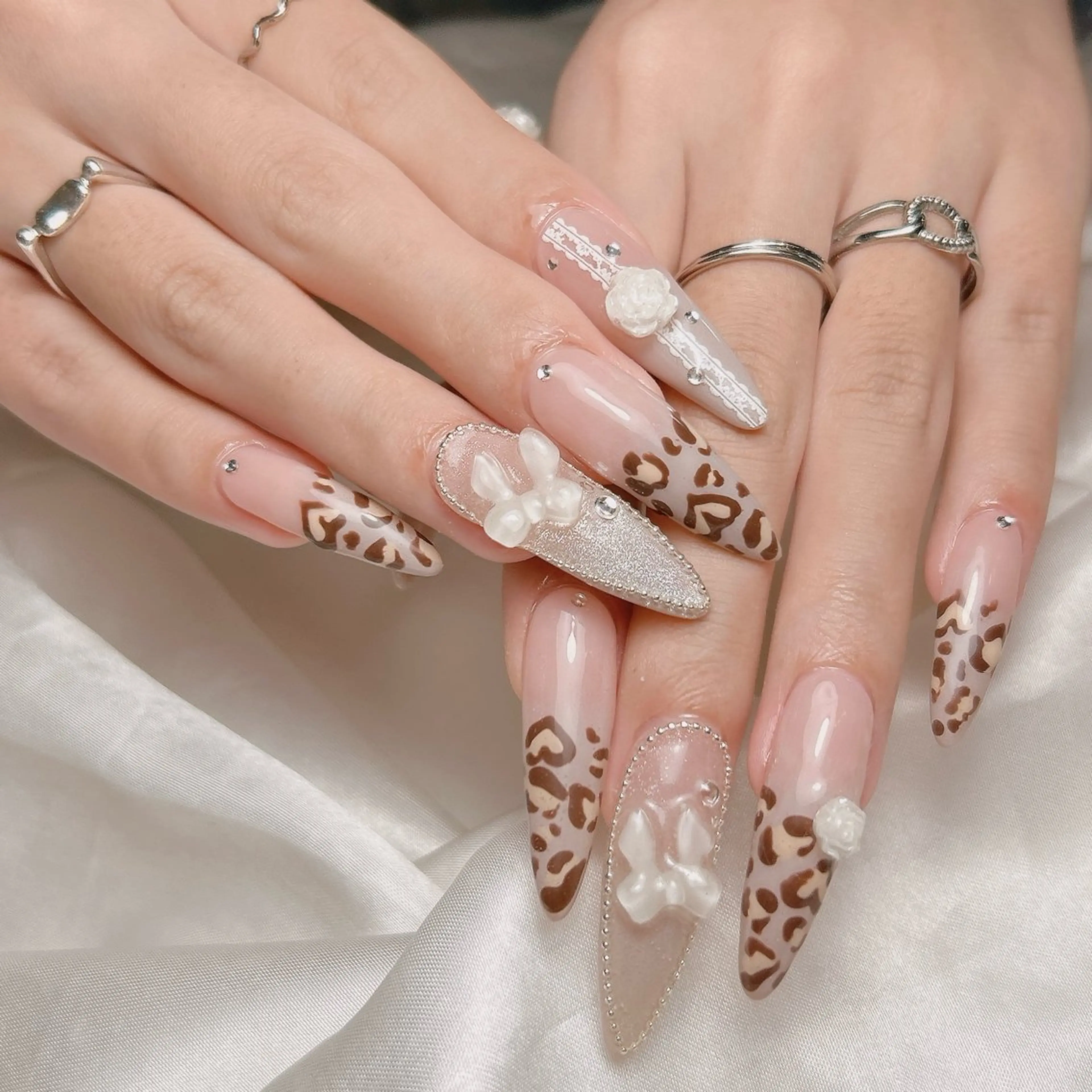 ネイル ハンドネイル junna のぞいてねのネイルデザイン