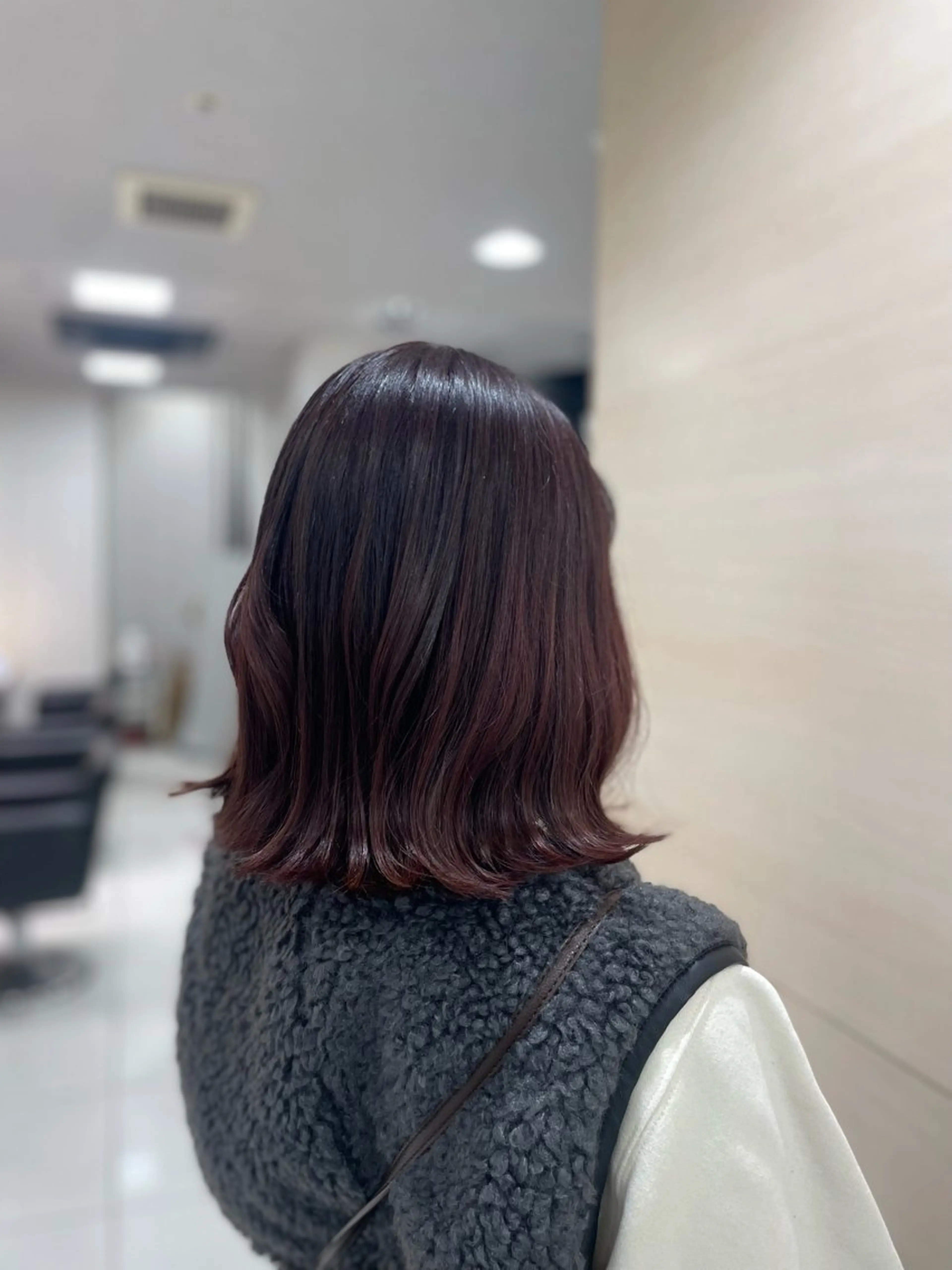 ミディアム カラー レッドカラー 似合わせカット カット ヘアカラー トリートメント クロスパーマ/うる艶 カラー/Kurumiのヘアスタイル