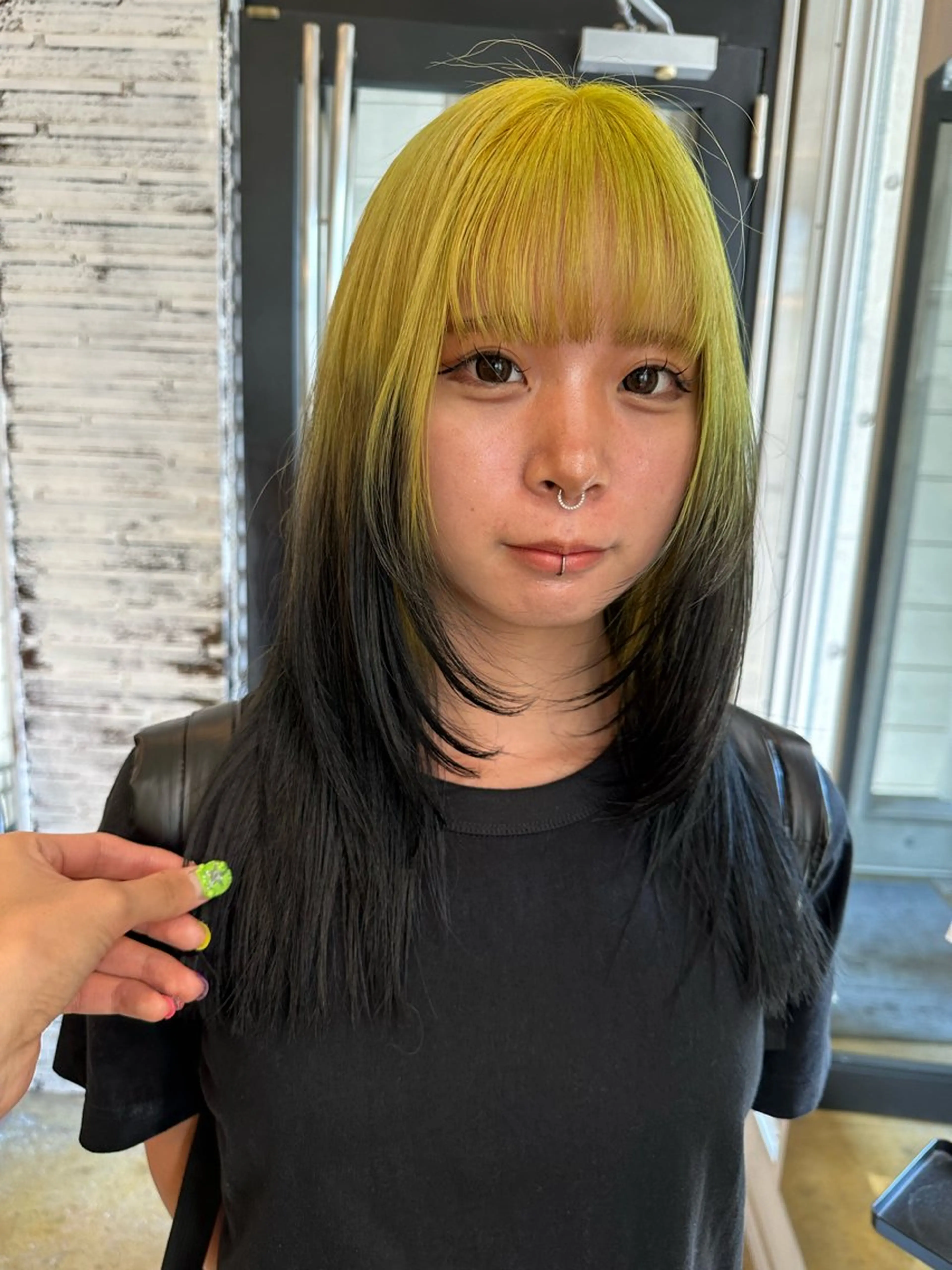 セミロング カラー 黒髪 ブリーチ ケアブリーチ デザインカラー ハイトーンカラー ヘアカラー ✨艶ブリーチカラー✨ 酸性ストレート光太郎のヘアスタイル
