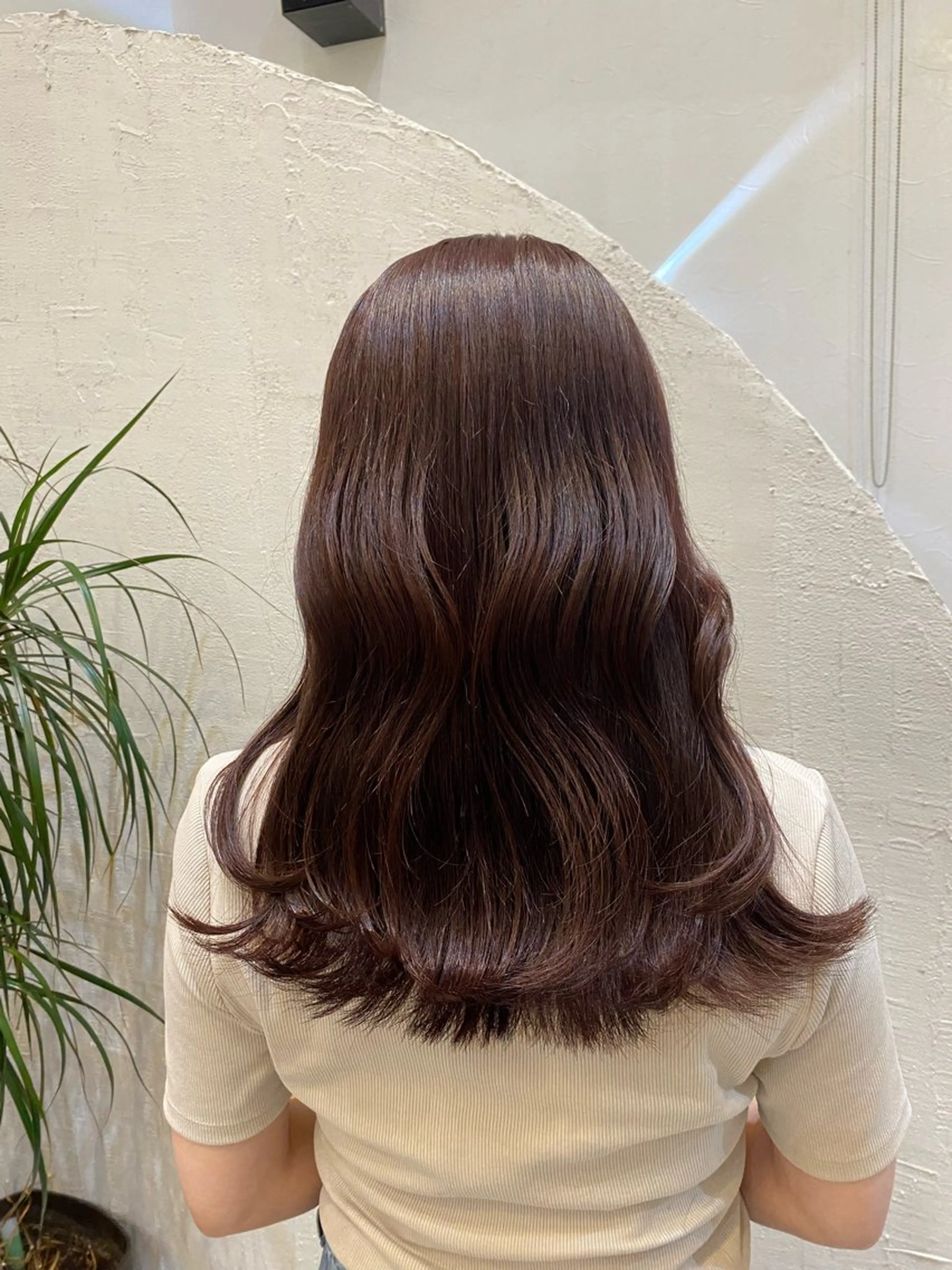 カラー 西川 結のヘアスタイル