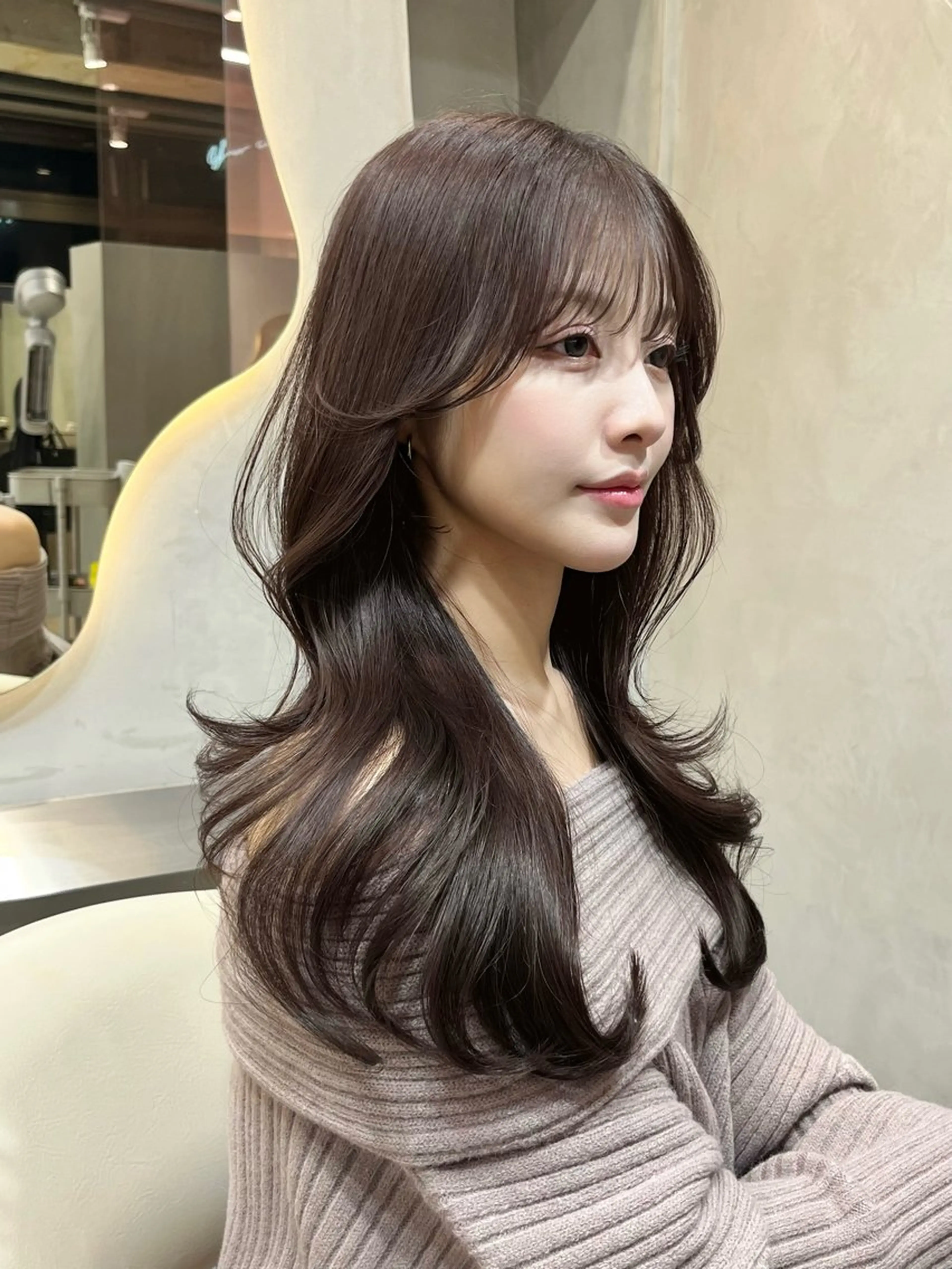 ロング カラー カット ヘアカラー トリートメント ブリーチなし髪質改善 韓国ヘア　柏崎颯刀のヘアスタイル