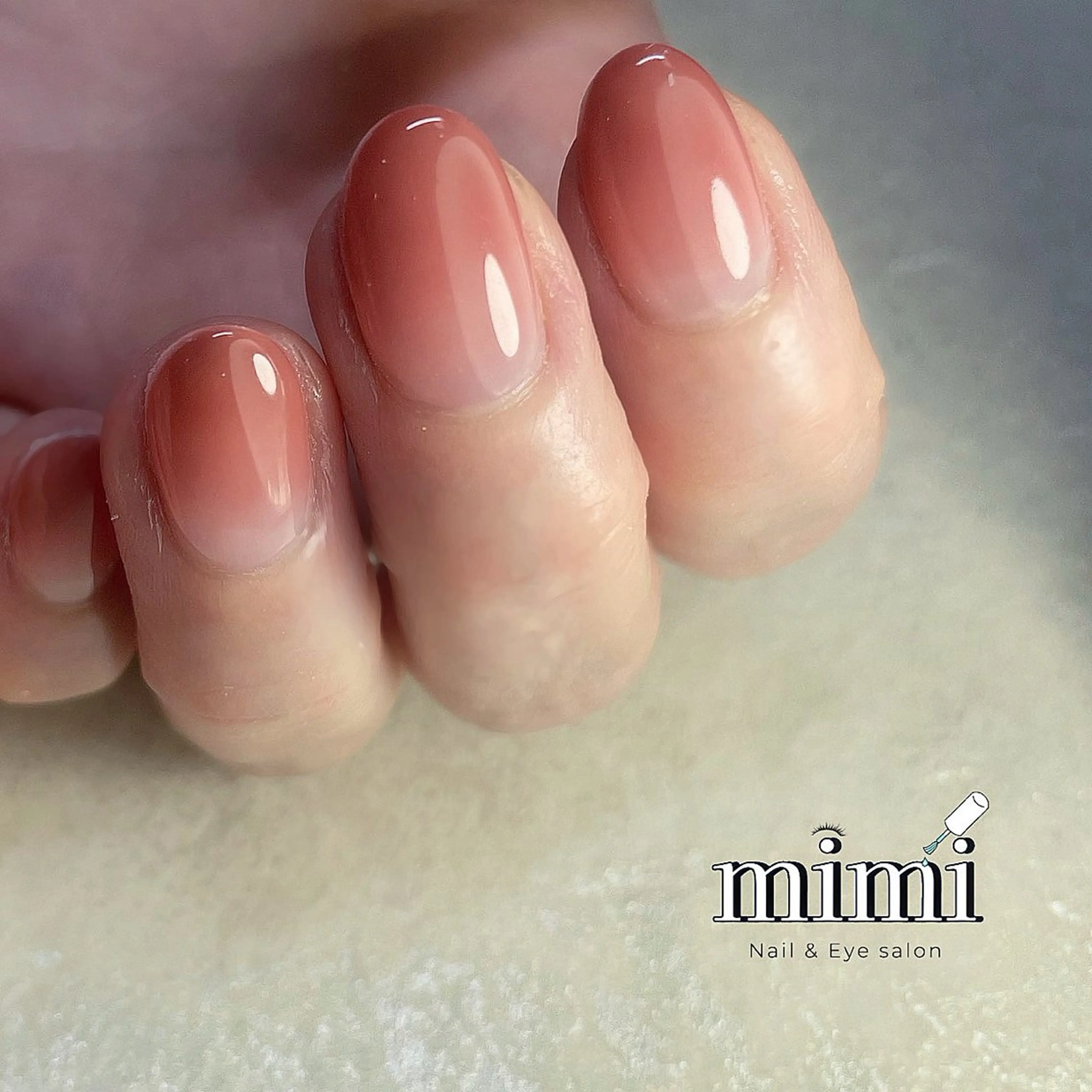 ネイル アートネイル ワンカラーネイル オレンジ ピンク シンプルネイル Nail&Eye mimiのネイルデザイン