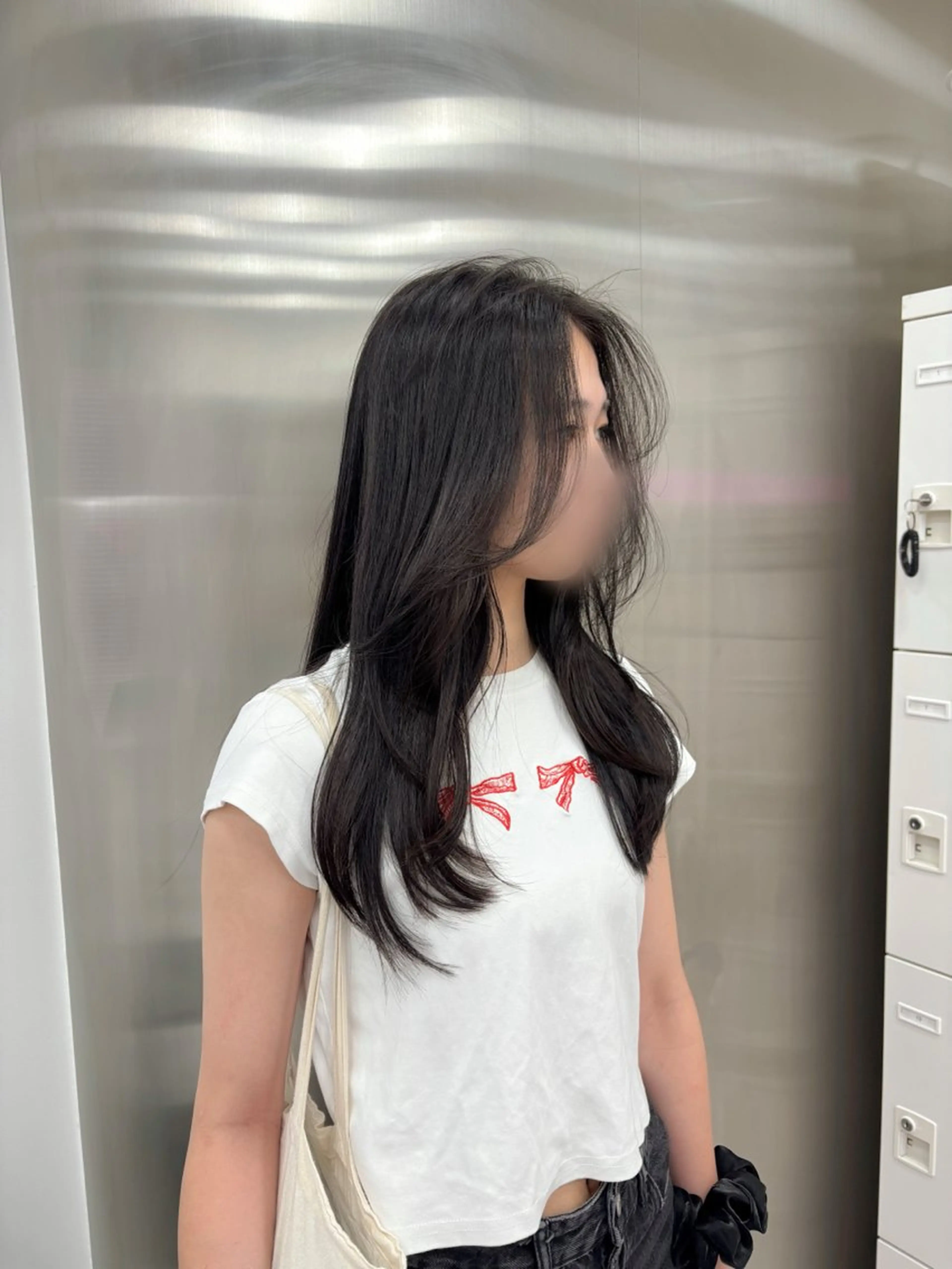 セミロング カラー カット ヘアカラー トリートメント ヘッドスパ ヘアセット 韓国レイヤー ハッシュカットのヘアスタイル