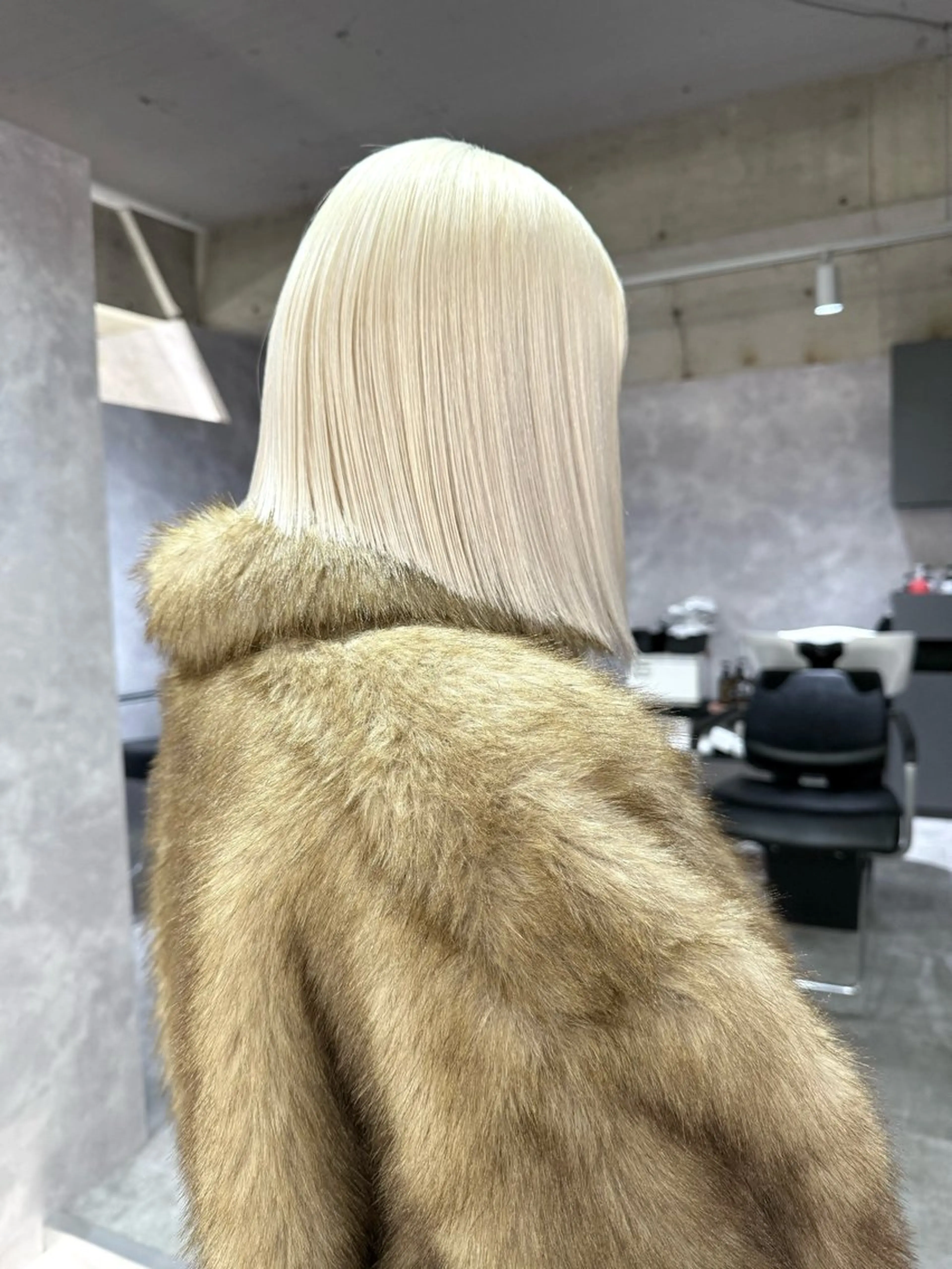 ミディアム カラー ヘアカラー 平山 采弥のヘアスタイル