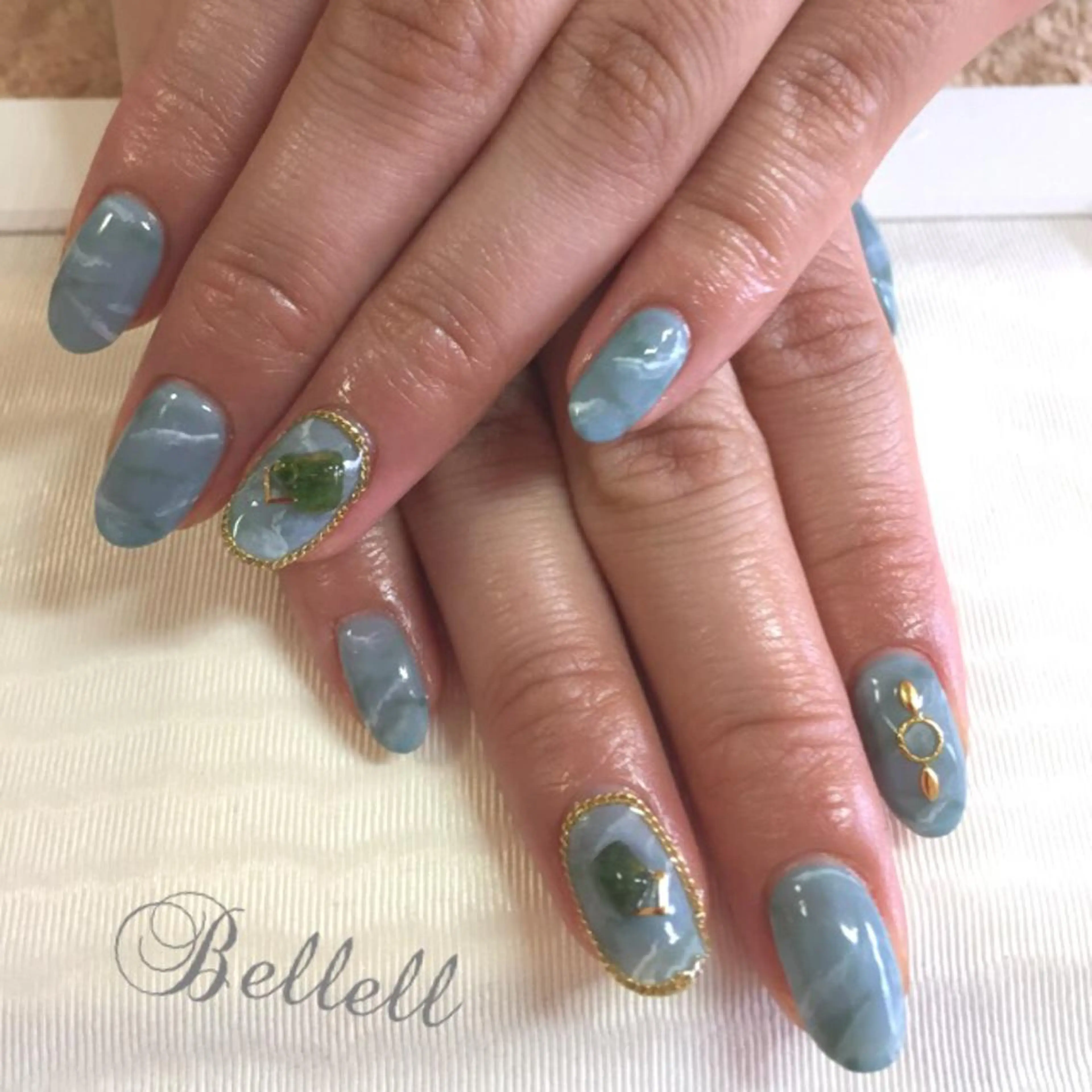 ネイル 青木 綾子のネイルデザイン