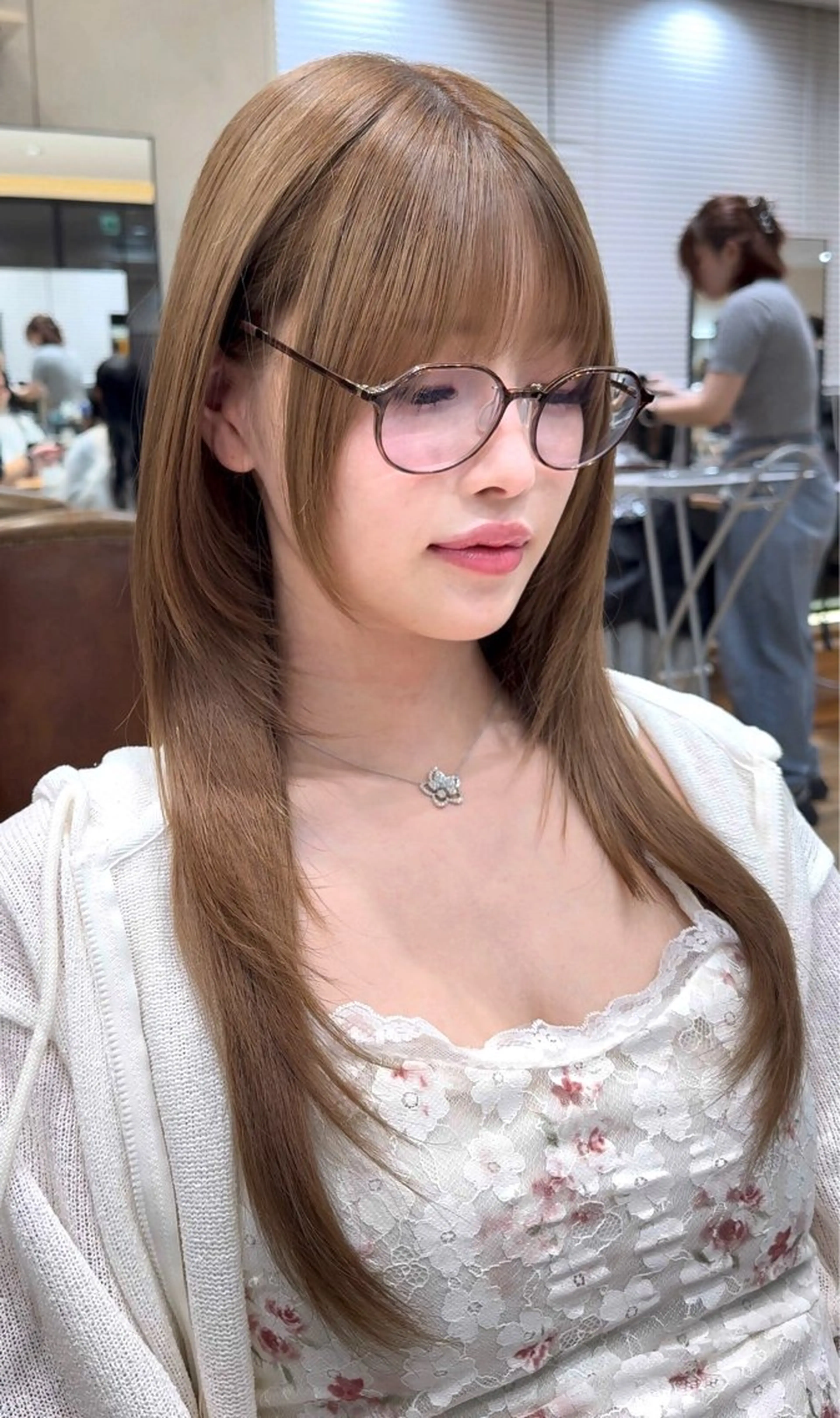 ロング カラー 韓国風ヘア レイヤーカット カット ヘアカラー トリートメント ヘッドスパ 石戸谷　海斗/韓国 レイヤー/艶カラーのヘアスタイル