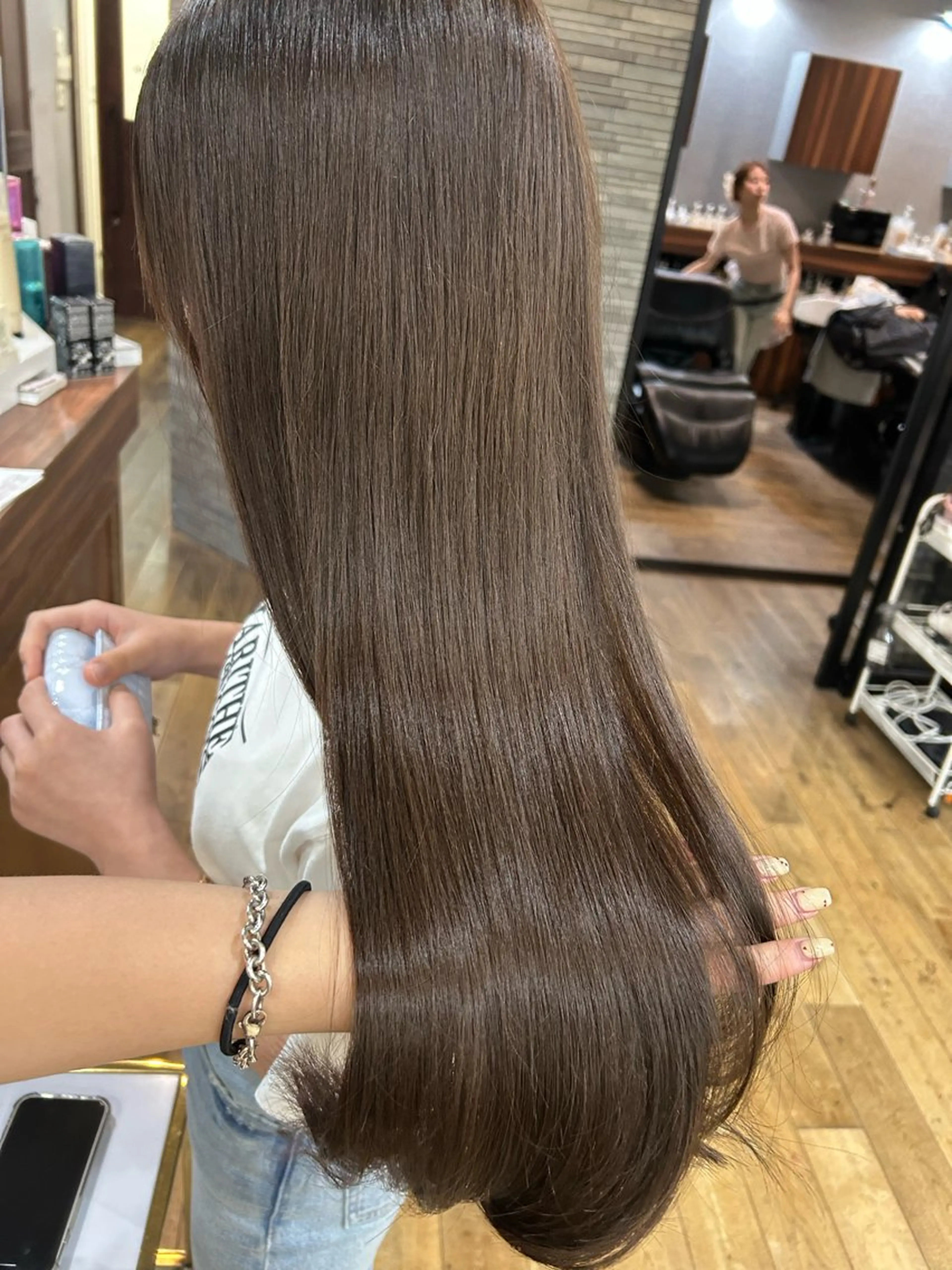 ロング ヘアカラー 河崎 ブルーナちえみのヘアスタイル