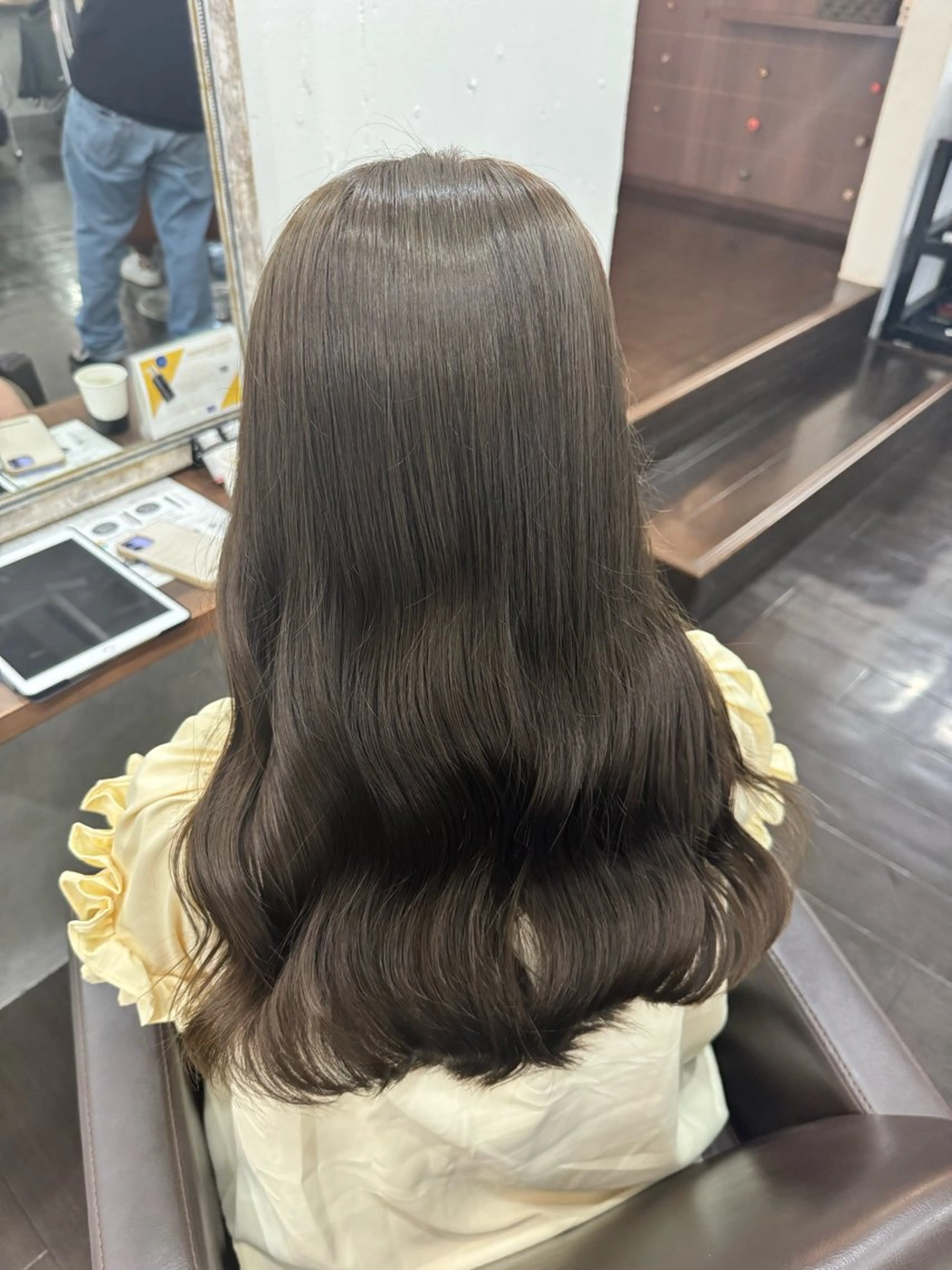 ロング カット ヘアカラー 難波 茜のヘアスタイル