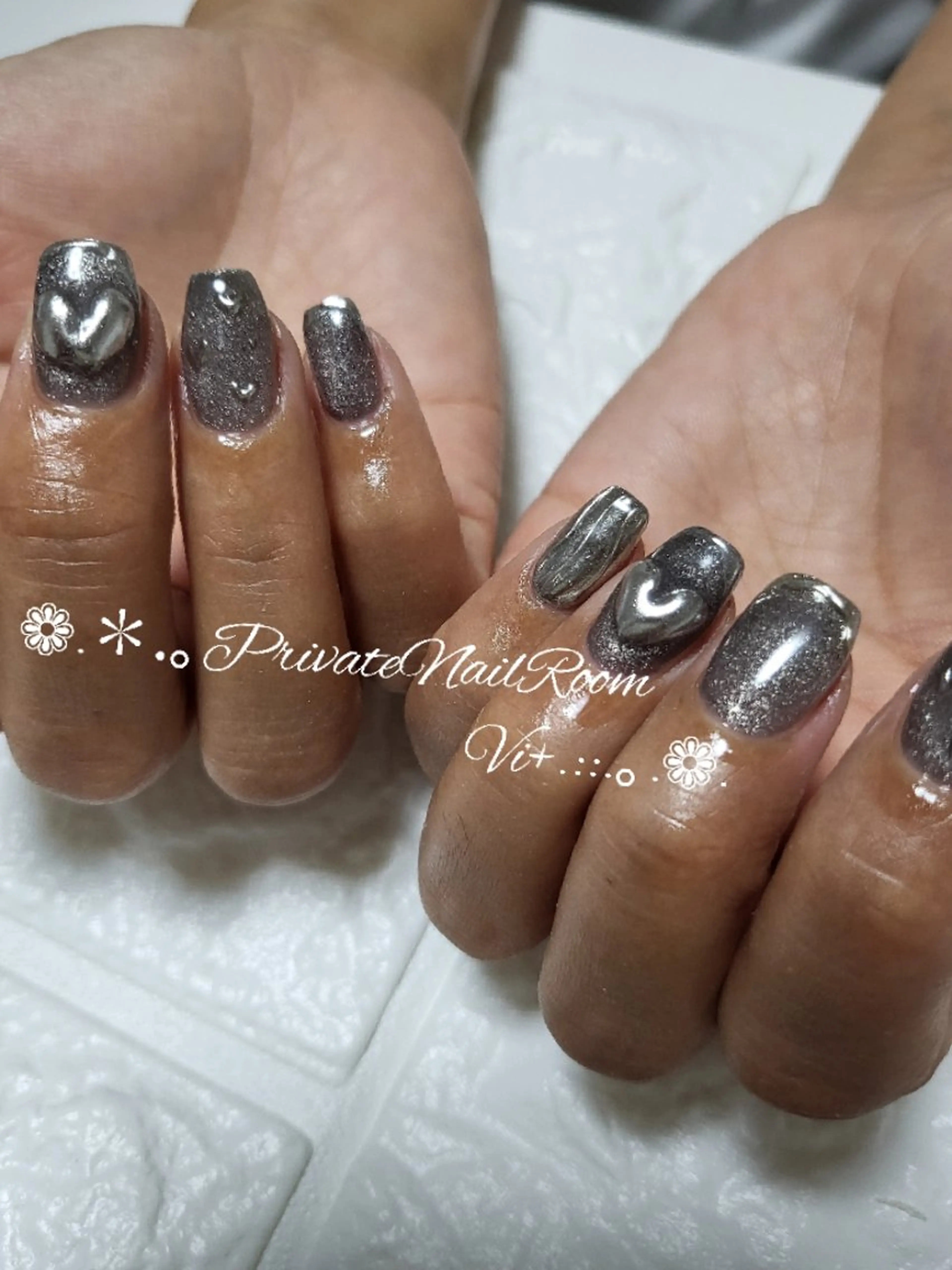 ネイル ハンドネイル Nail Room Vi+のネイルデザイン