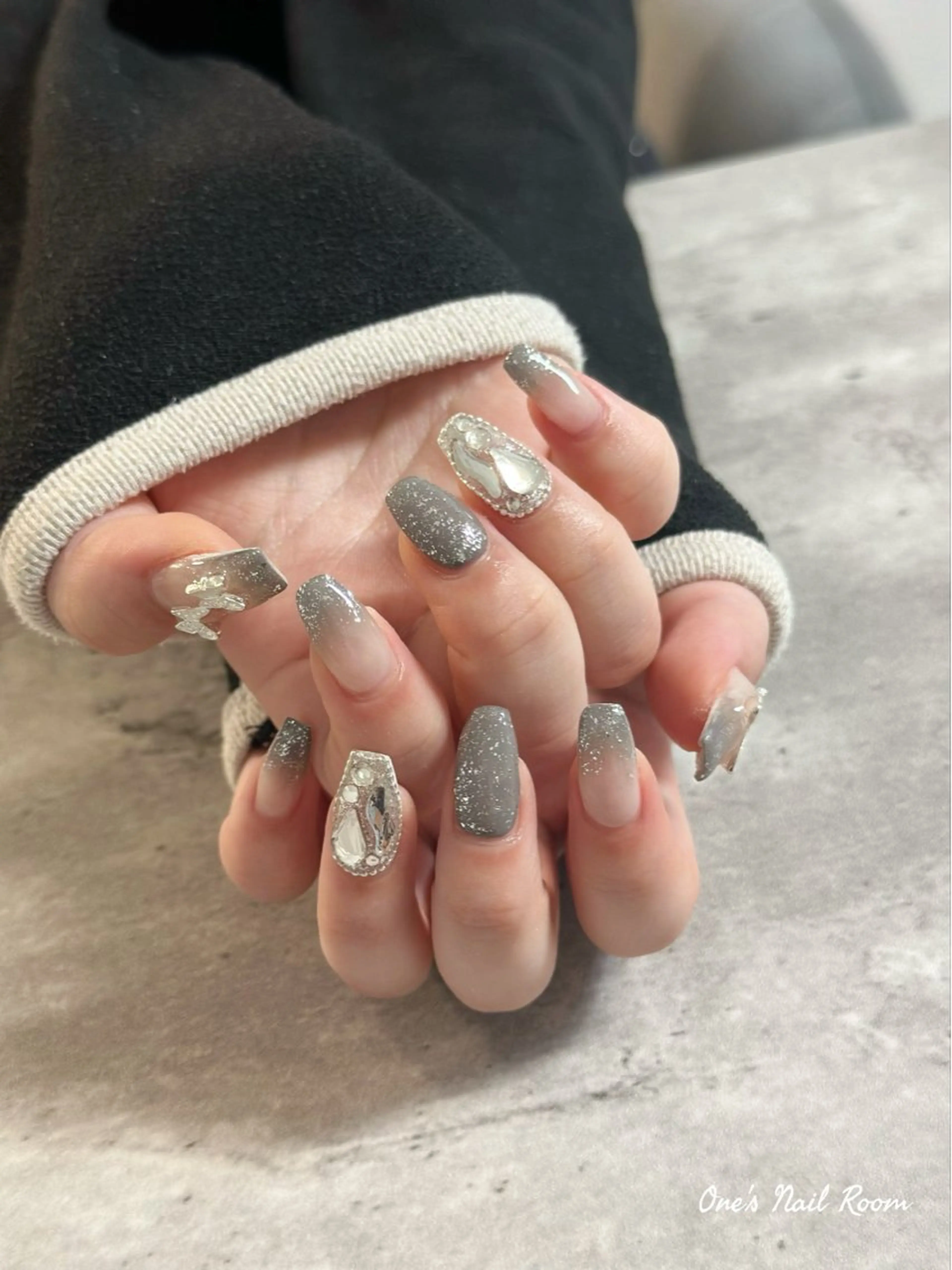 ネイル ハンドネイル One's Nail Roomのネイルデザイン