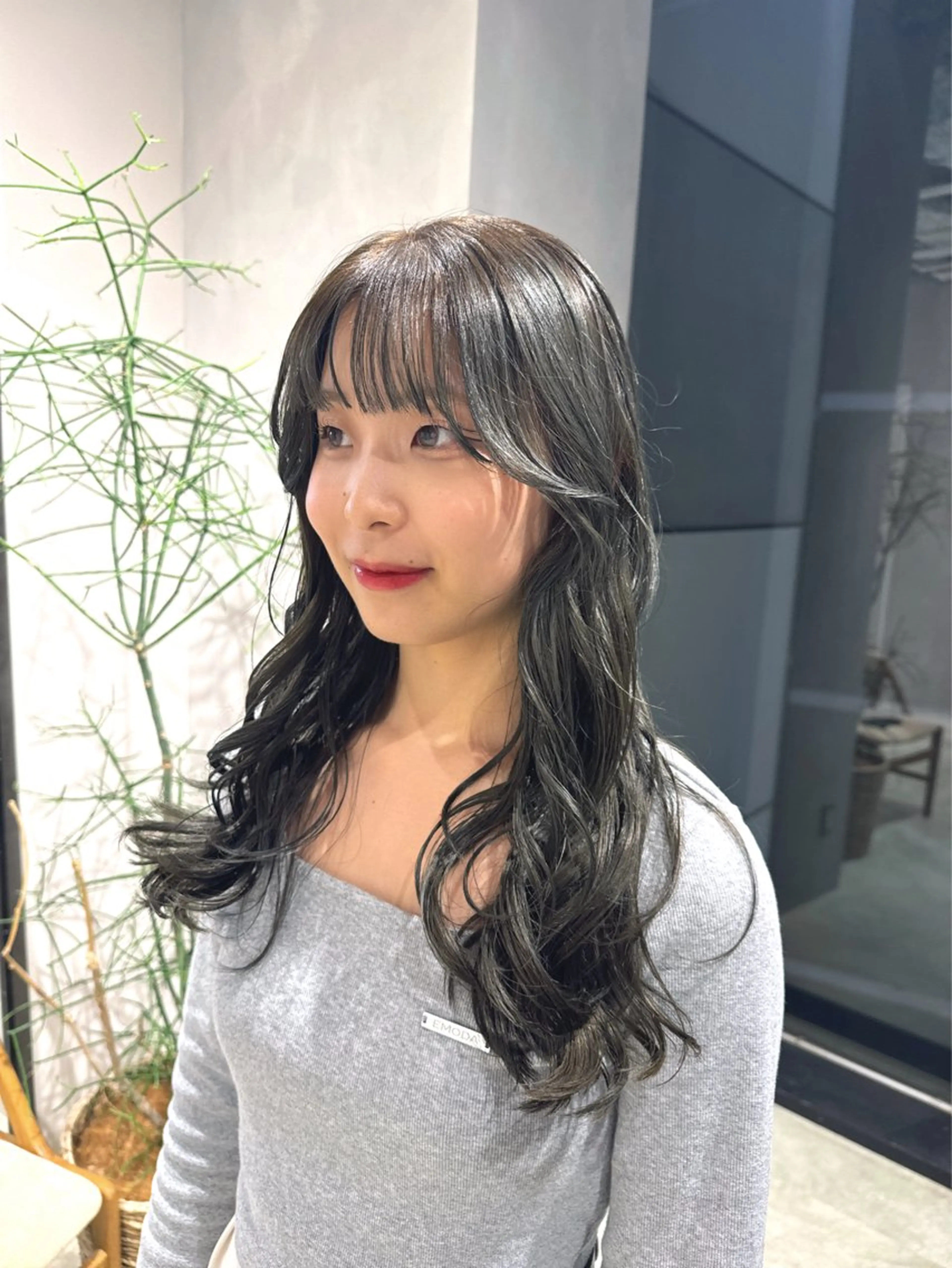 カラー ブリーチ 透明感カラー ダブルカラー グレージュ ブリーチなしカラー カット ヘアカラー トリートメント 透明感カラー✨艶髪 制作🌱山根あゆみのヘアスタイル