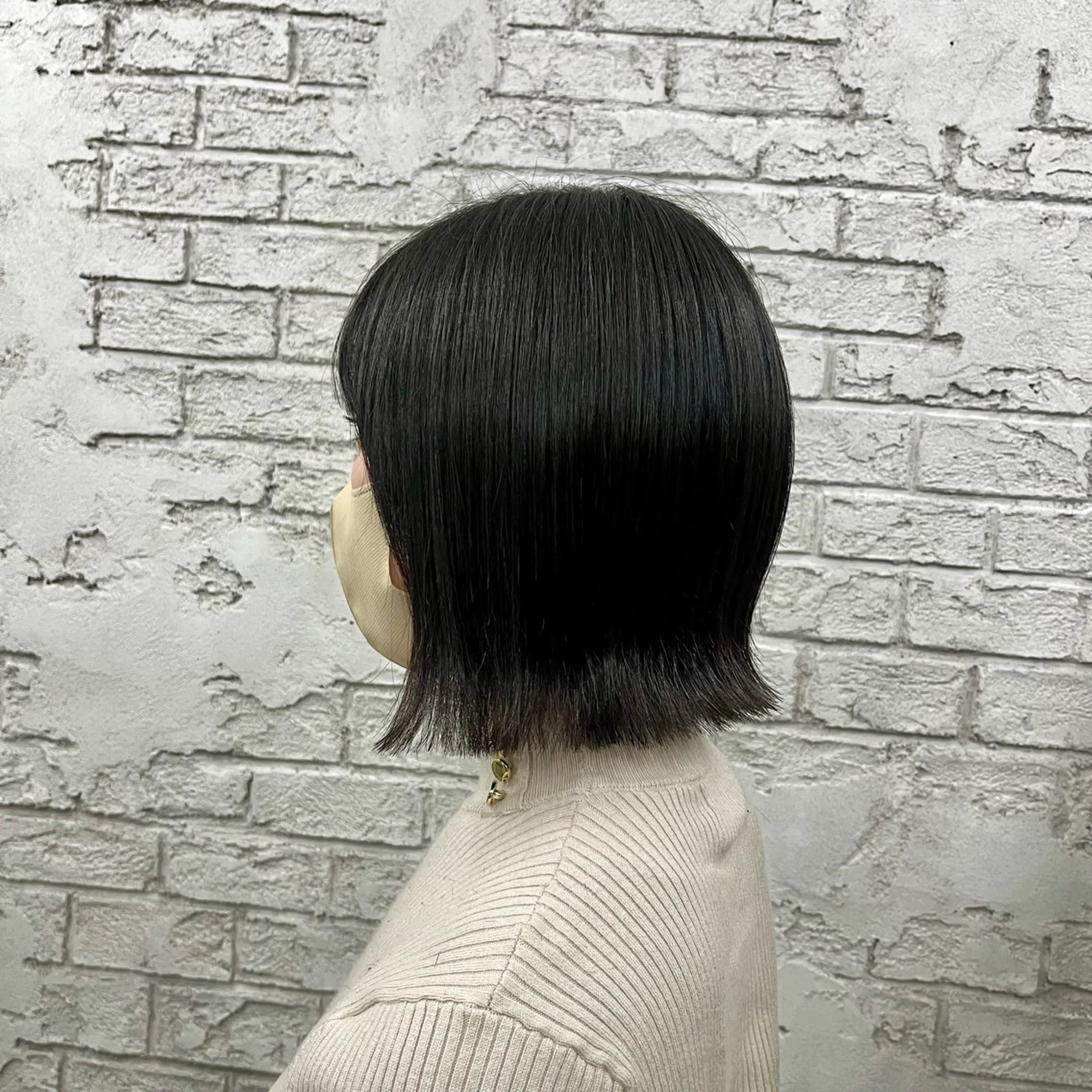 ショート ボブ 外ハネヘア 艶髪ブリーチカラー 💗manaka💗のヘアスタイル