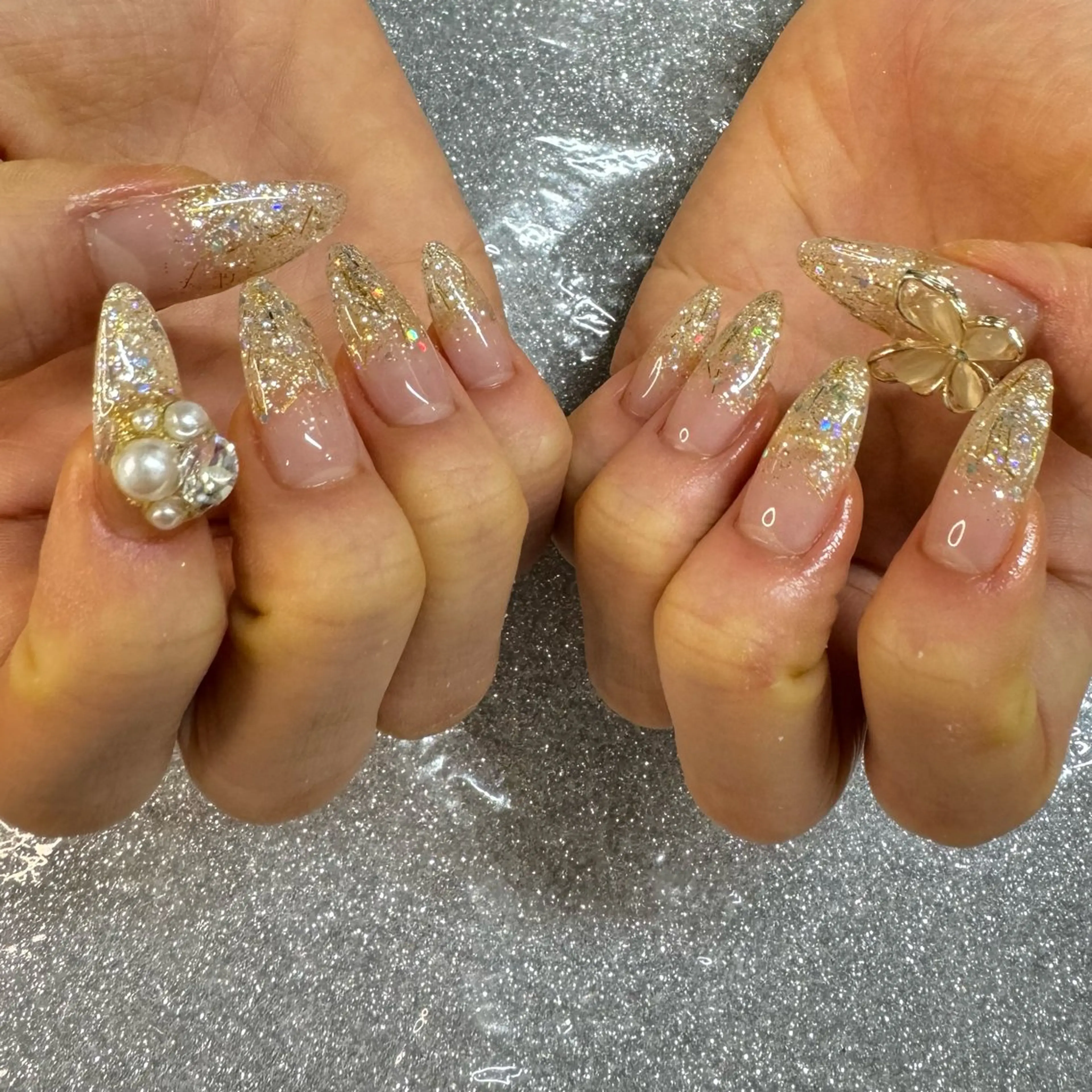 ネイル VIERU RIRIKA🌻のネイルデザイン