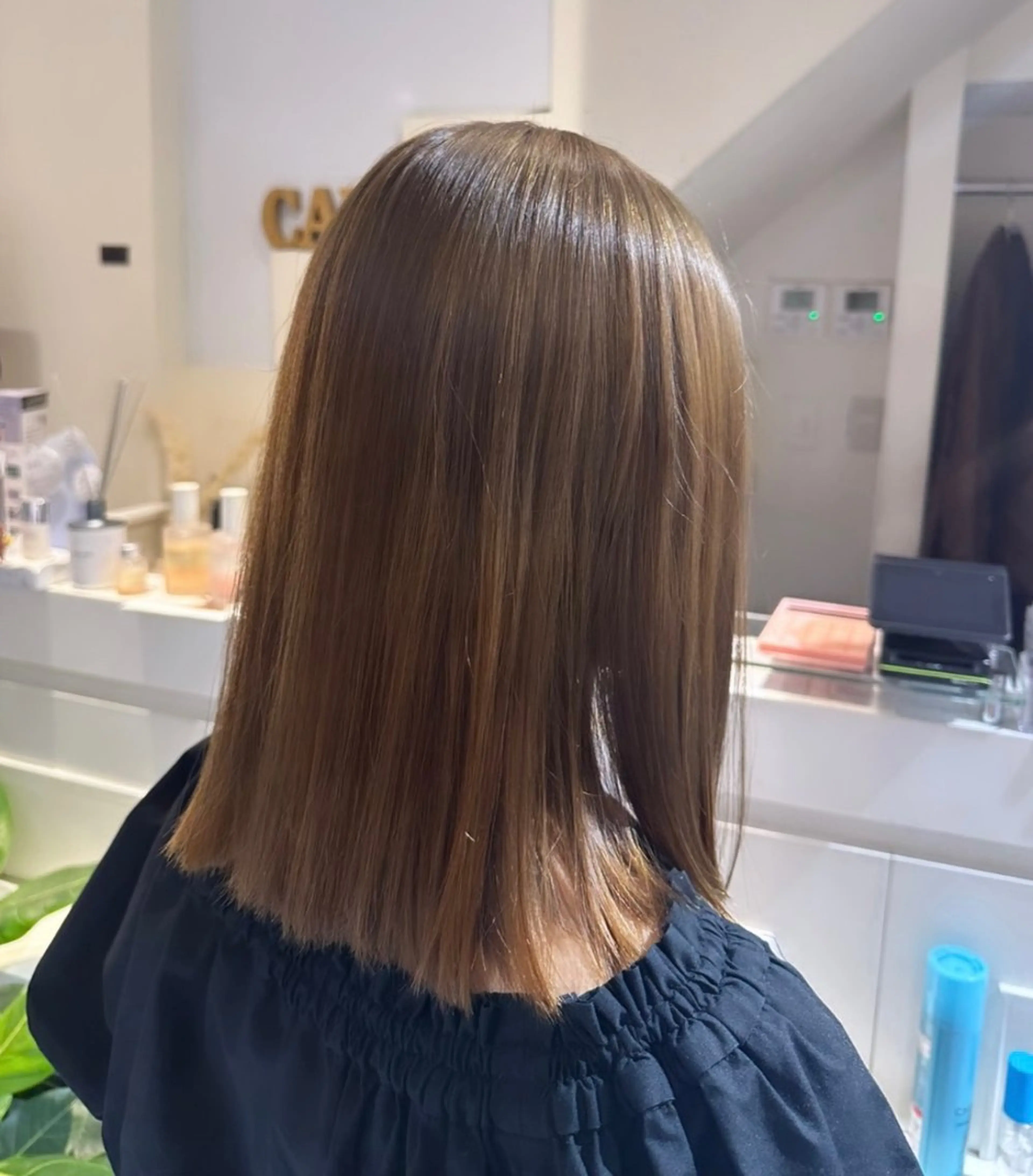 ミディアム カラー ヘアカラー 矢幡 栞菜のヘアスタイル