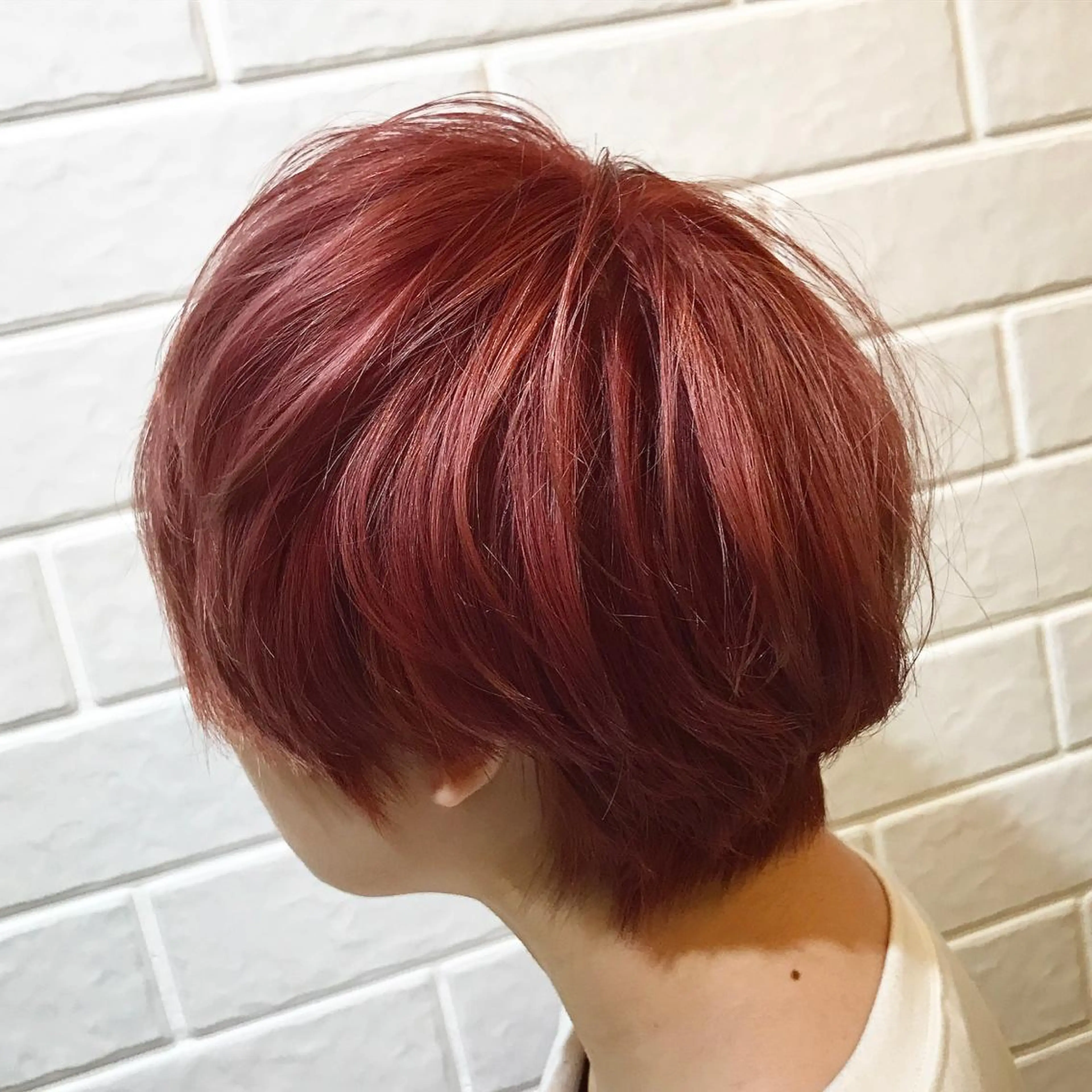 ショート カラー ピンクカラー 河野 圭三のヘアスタイル