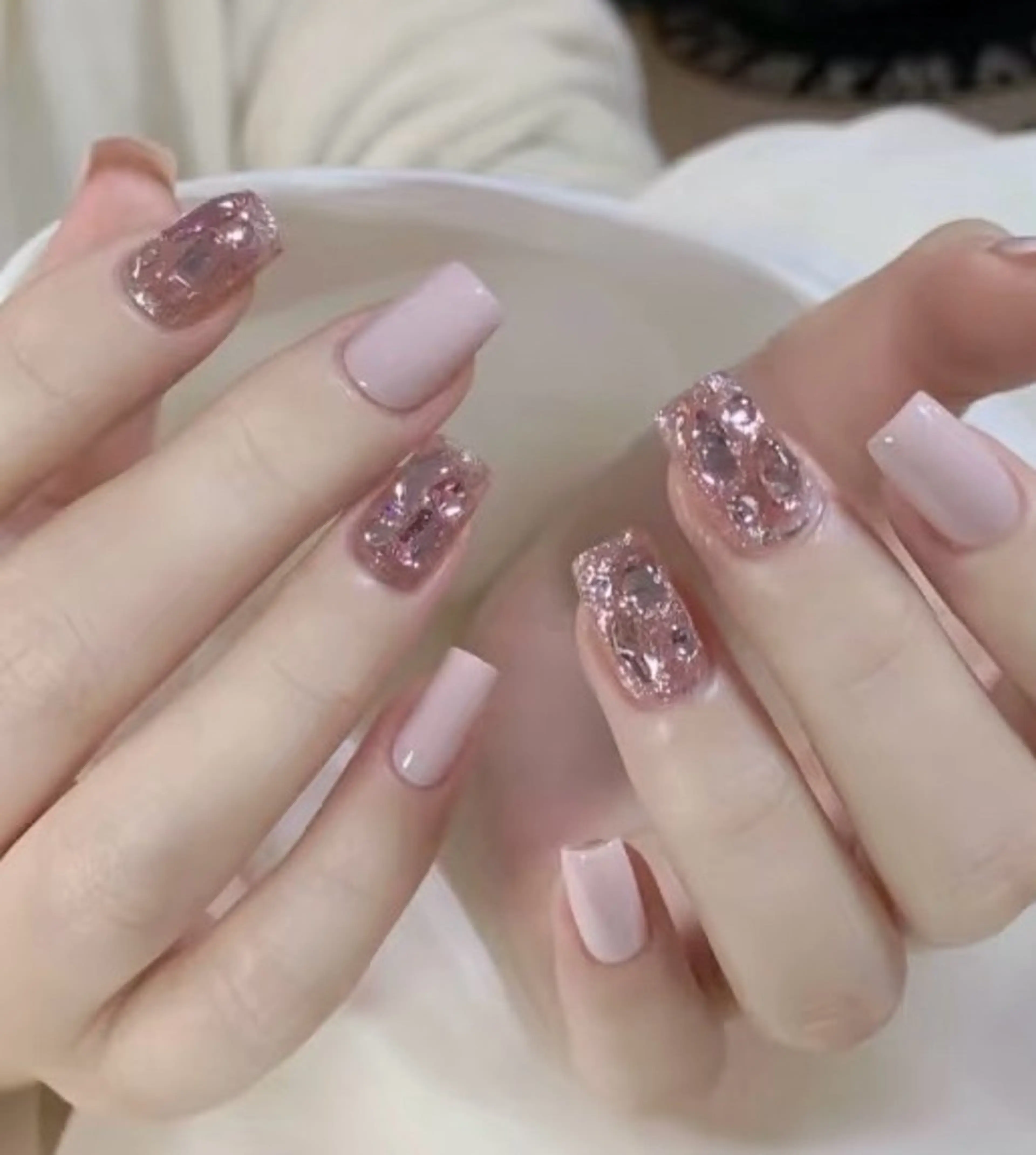 ネイル 高木 維麗絲のネイルデザイン