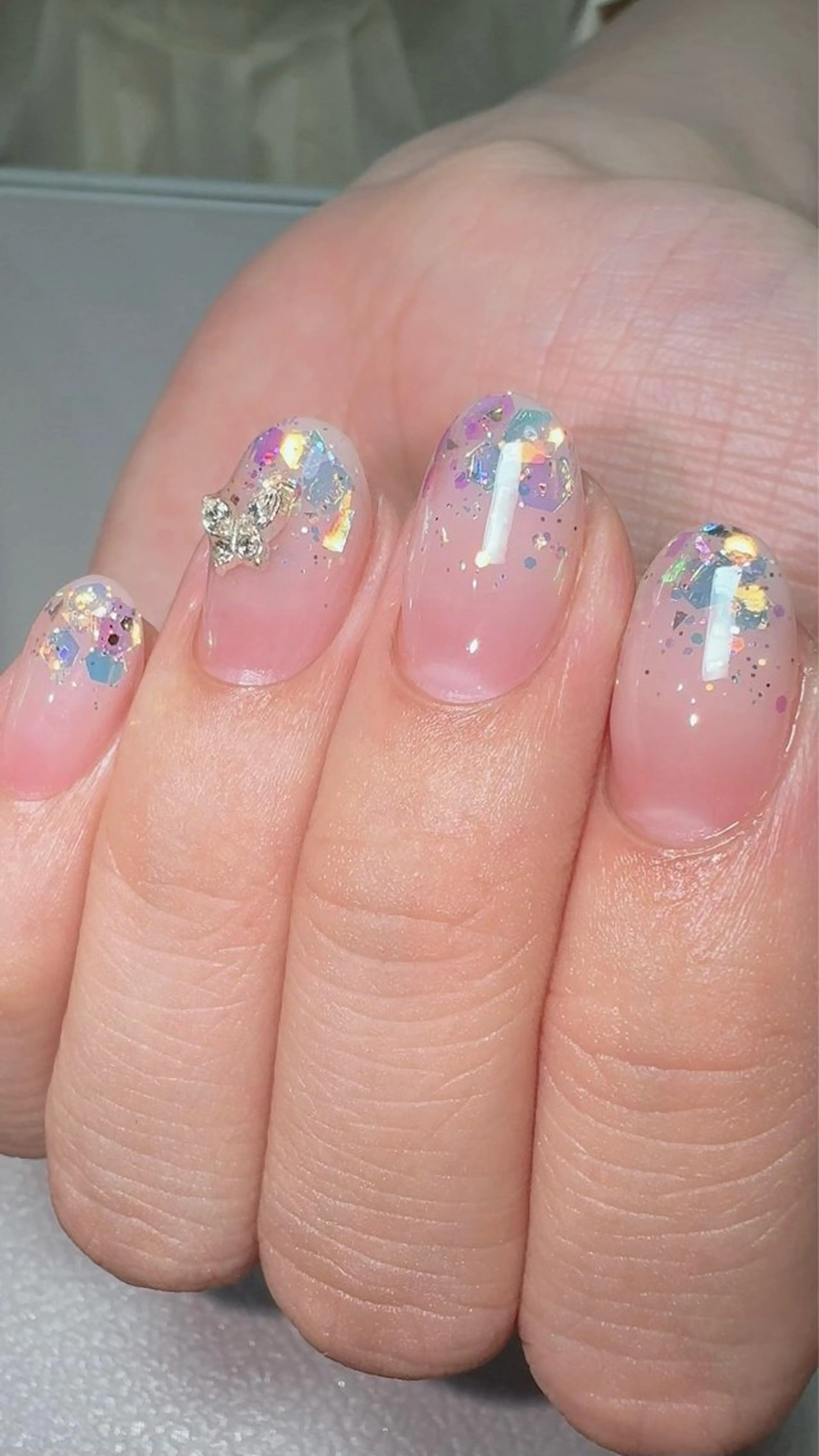 ネイル ホログラムネイル キラキラネイル nailsalon urüm (ウルム)のネイルデザイン