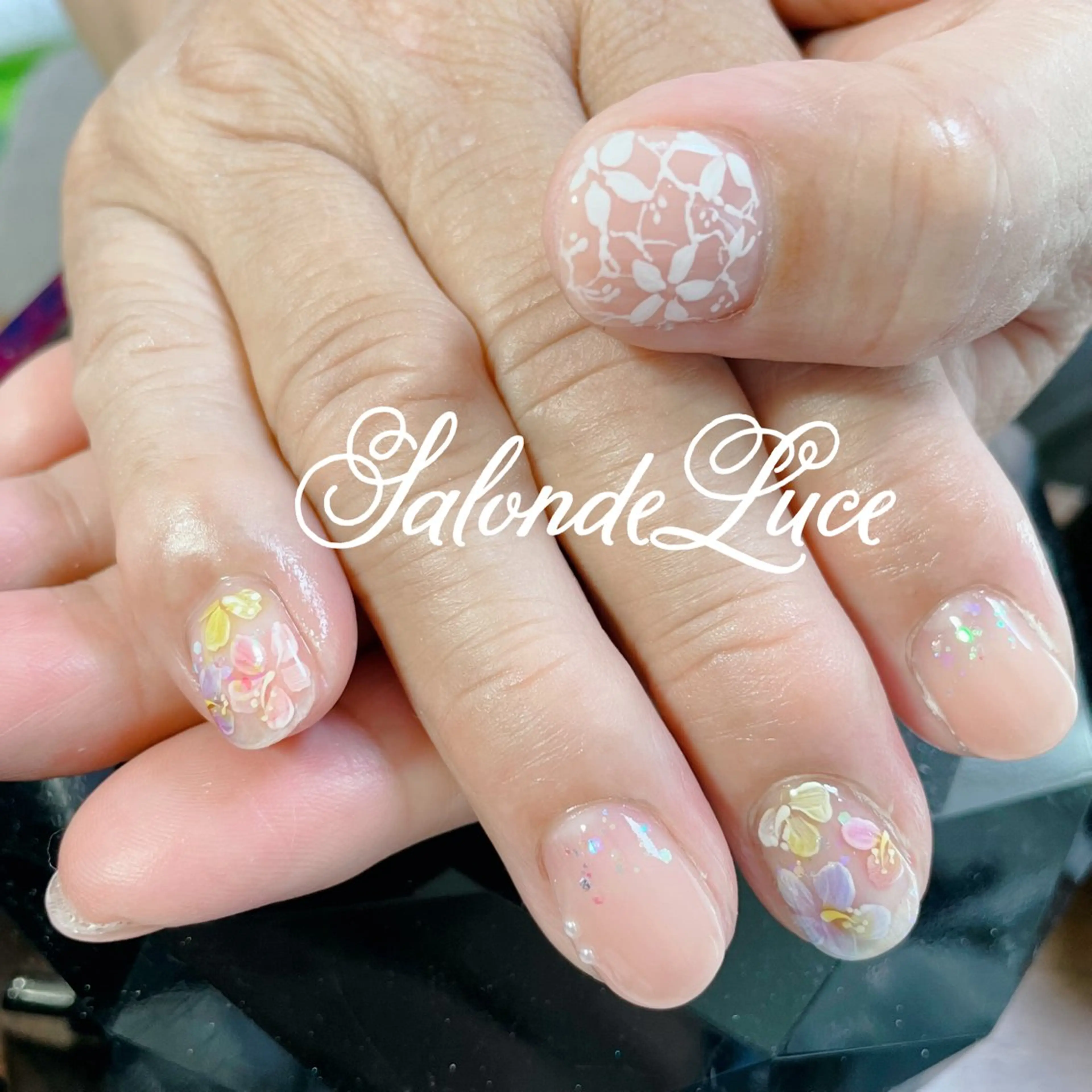 ネイル フラワーネイル Salon de Luceのネイルデザイン