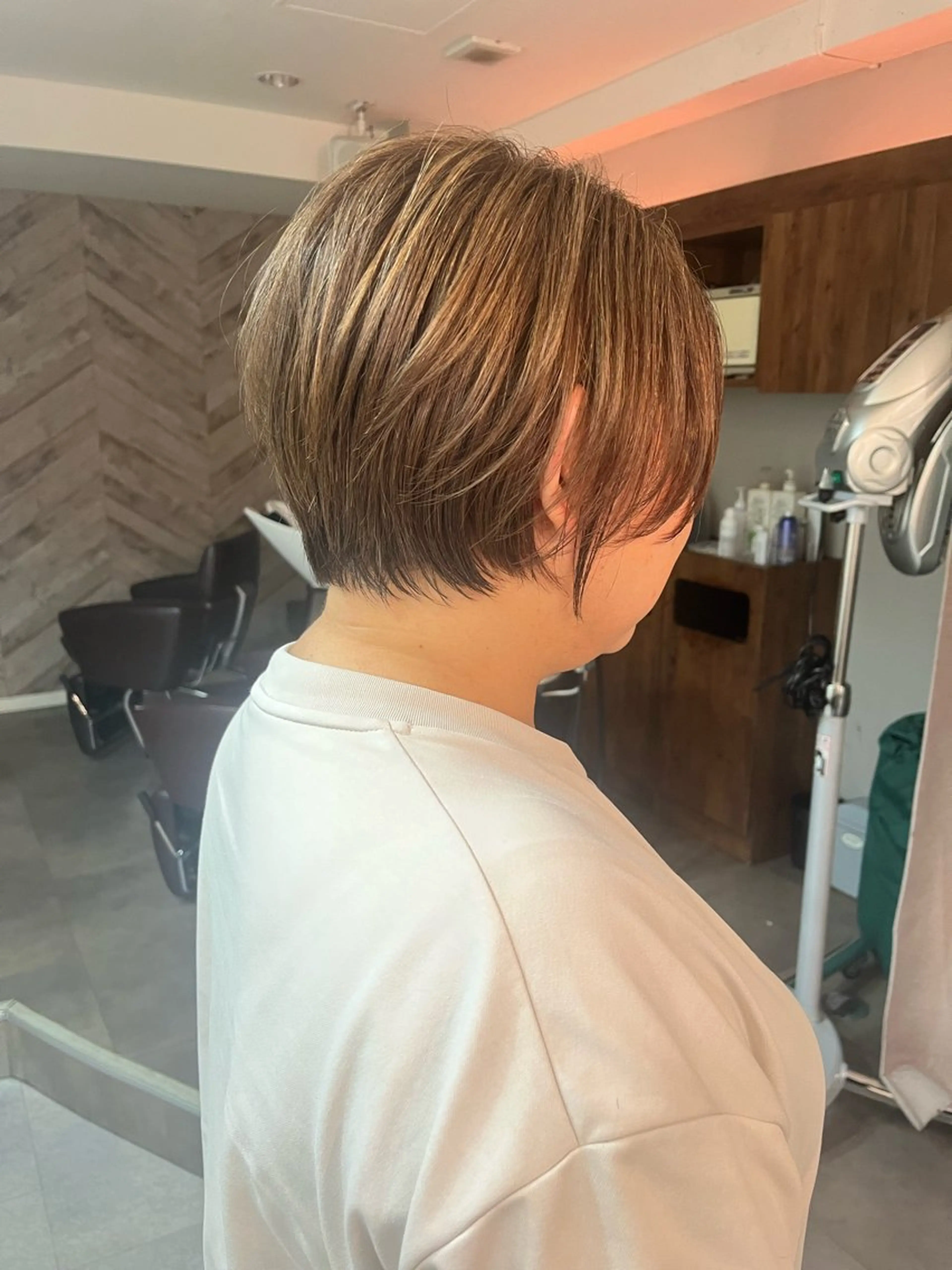 ショート カット ヘアカラー トリートメント emiwo石川町店所属・秋成 慶多のヘアスタイル