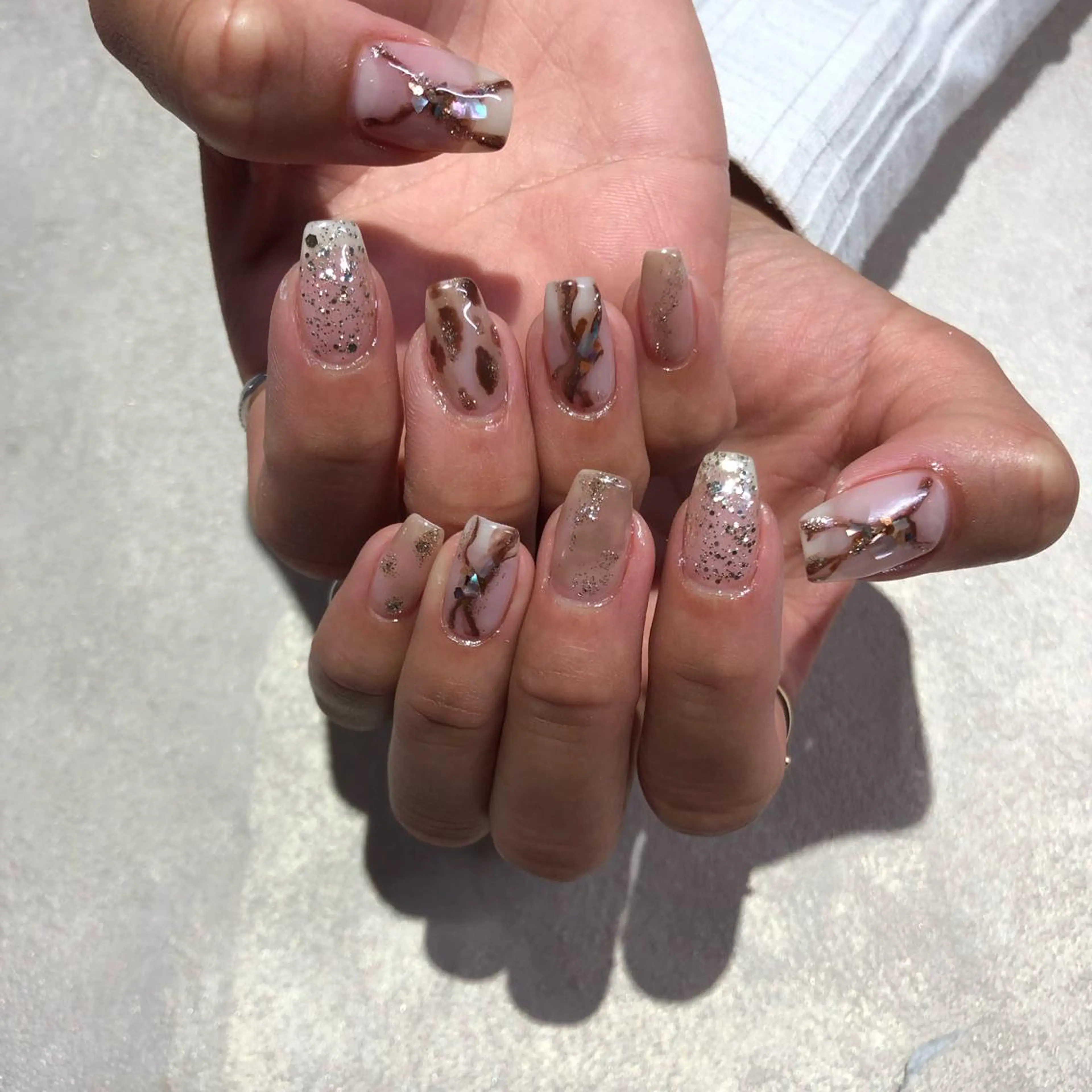 ネイル ハンドネイル フットネイル ハンドケア Nes.Nail所属・Miyagi Asamiのネイルデザイン