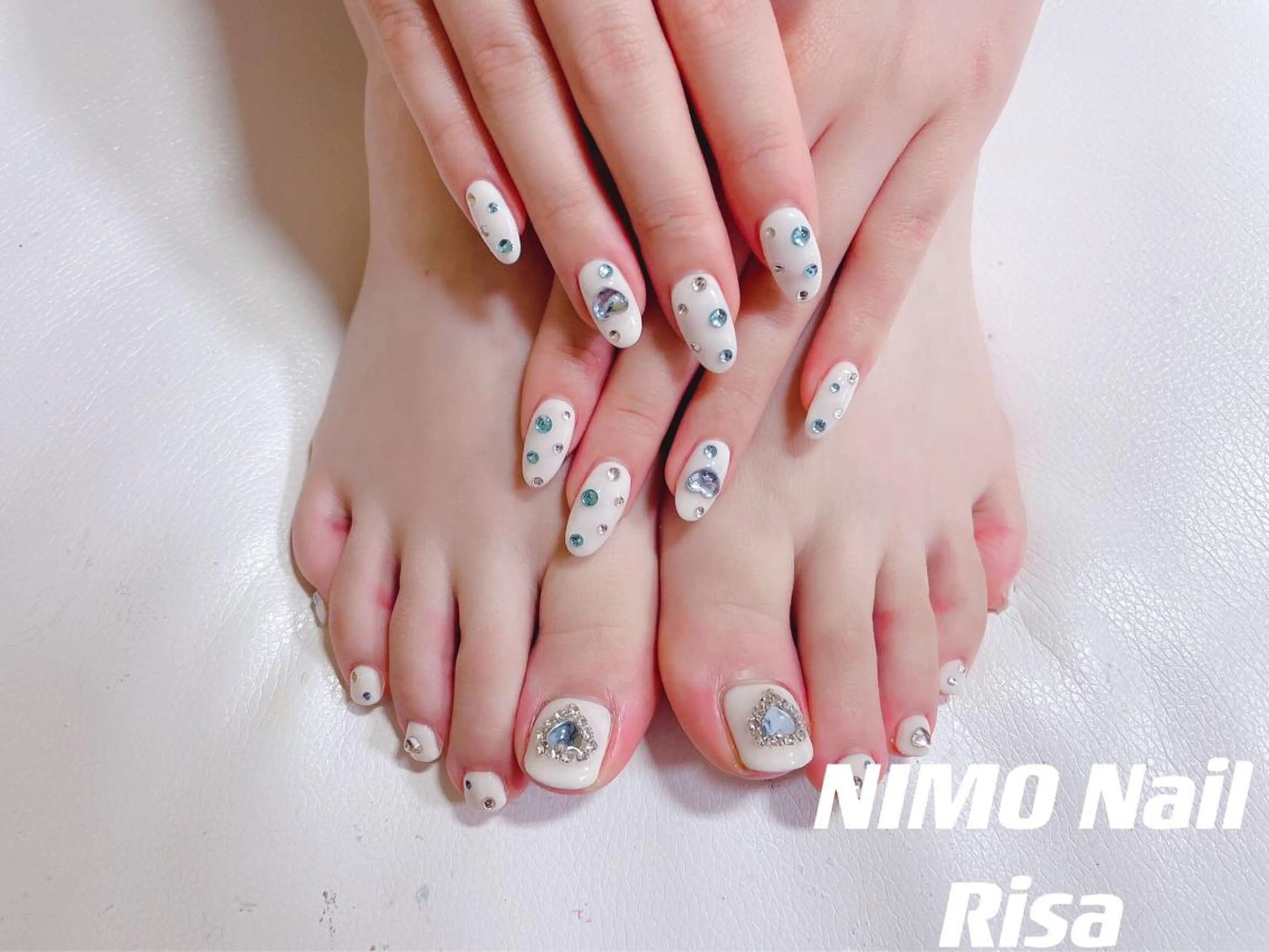 ネイル ハンドネイル フットネイル RI SA☀️ リサのネイルデザイン