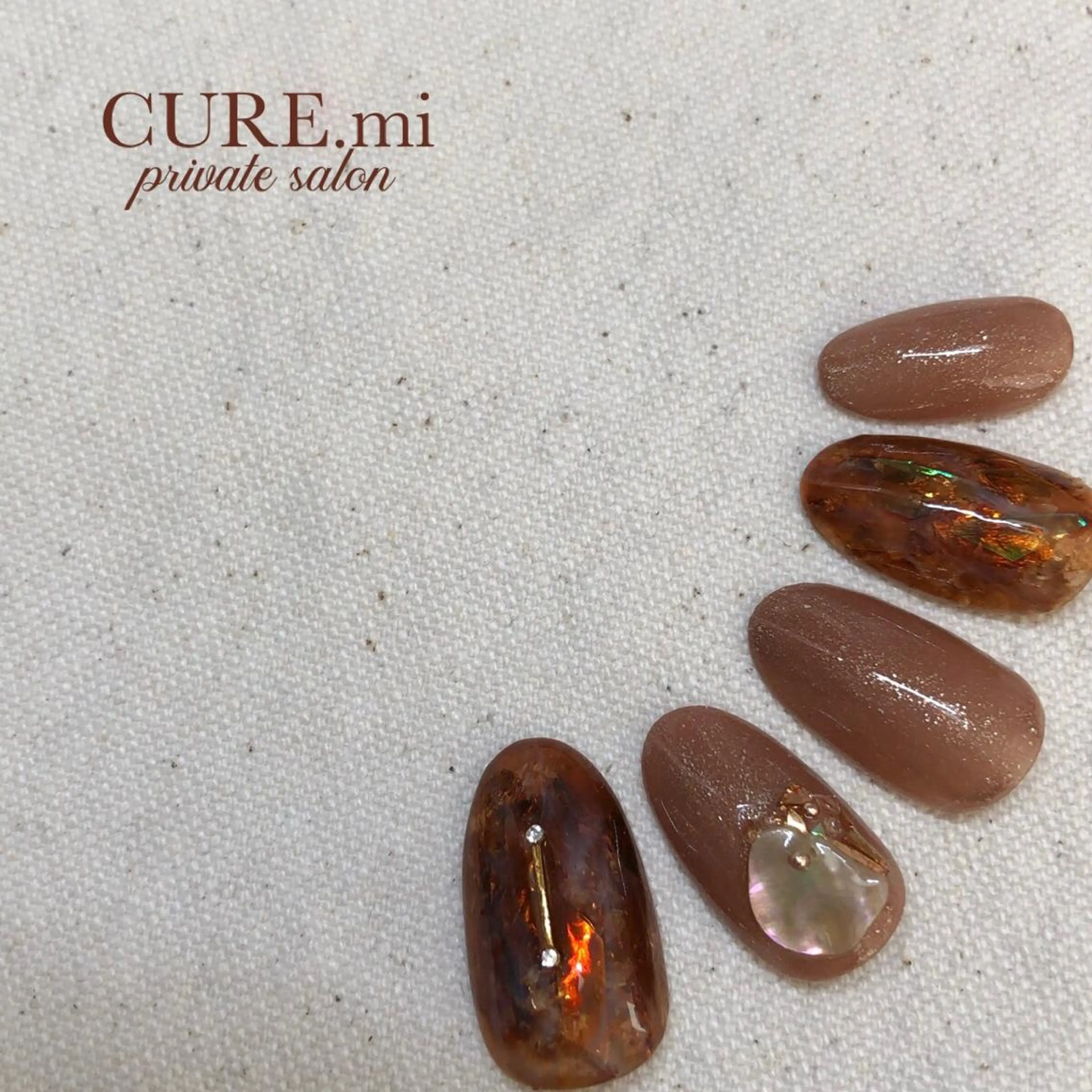 ネイル オーロラネイル べっ甲ネイル ハンドネイル ハンドケア 伊藤 美香のその他イメージ