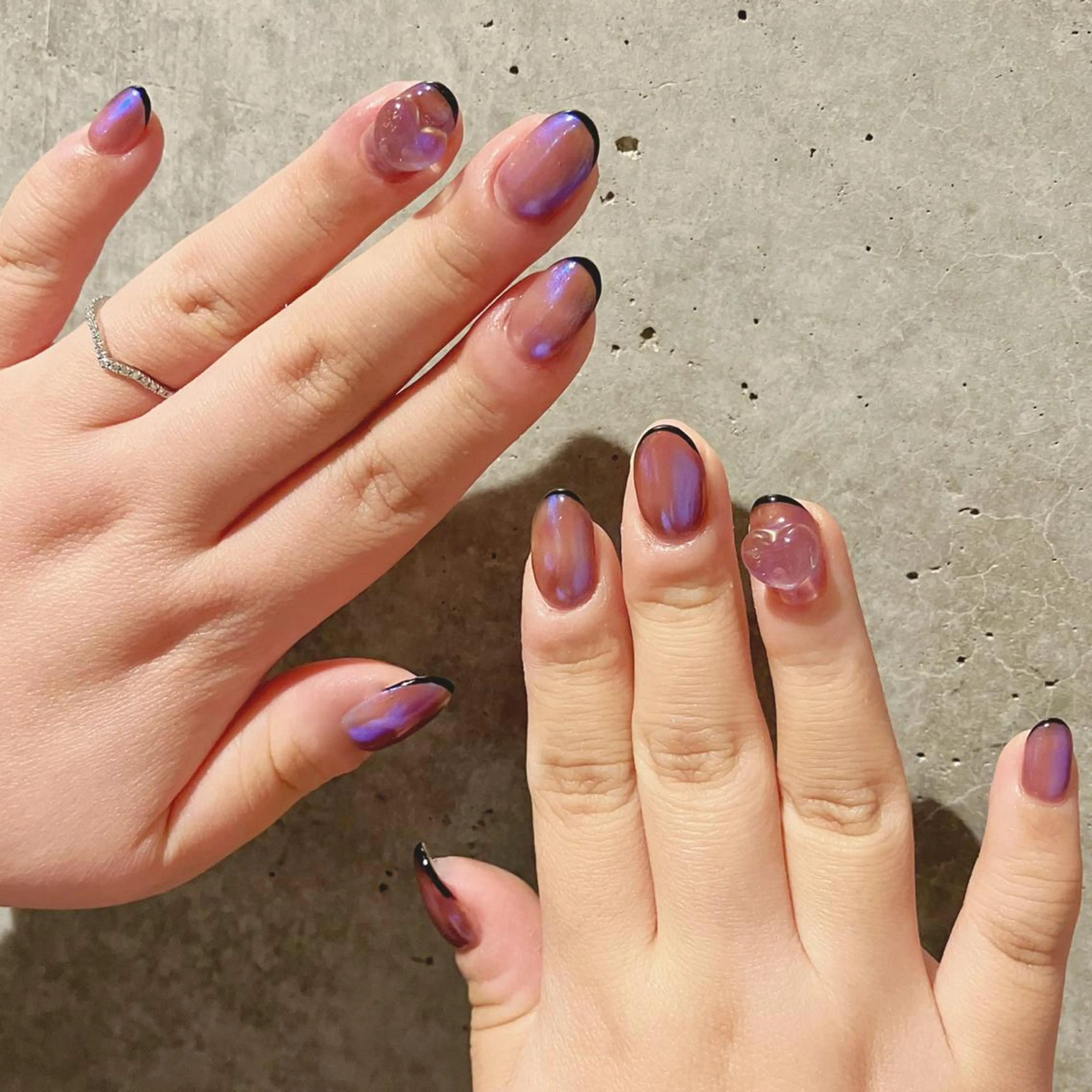 ネイル オーロラネイル フラッシュネイル 氷ネイル・うるうるネイル キラキラネイル 韓国ネイル Amour baseのネイルデザイン