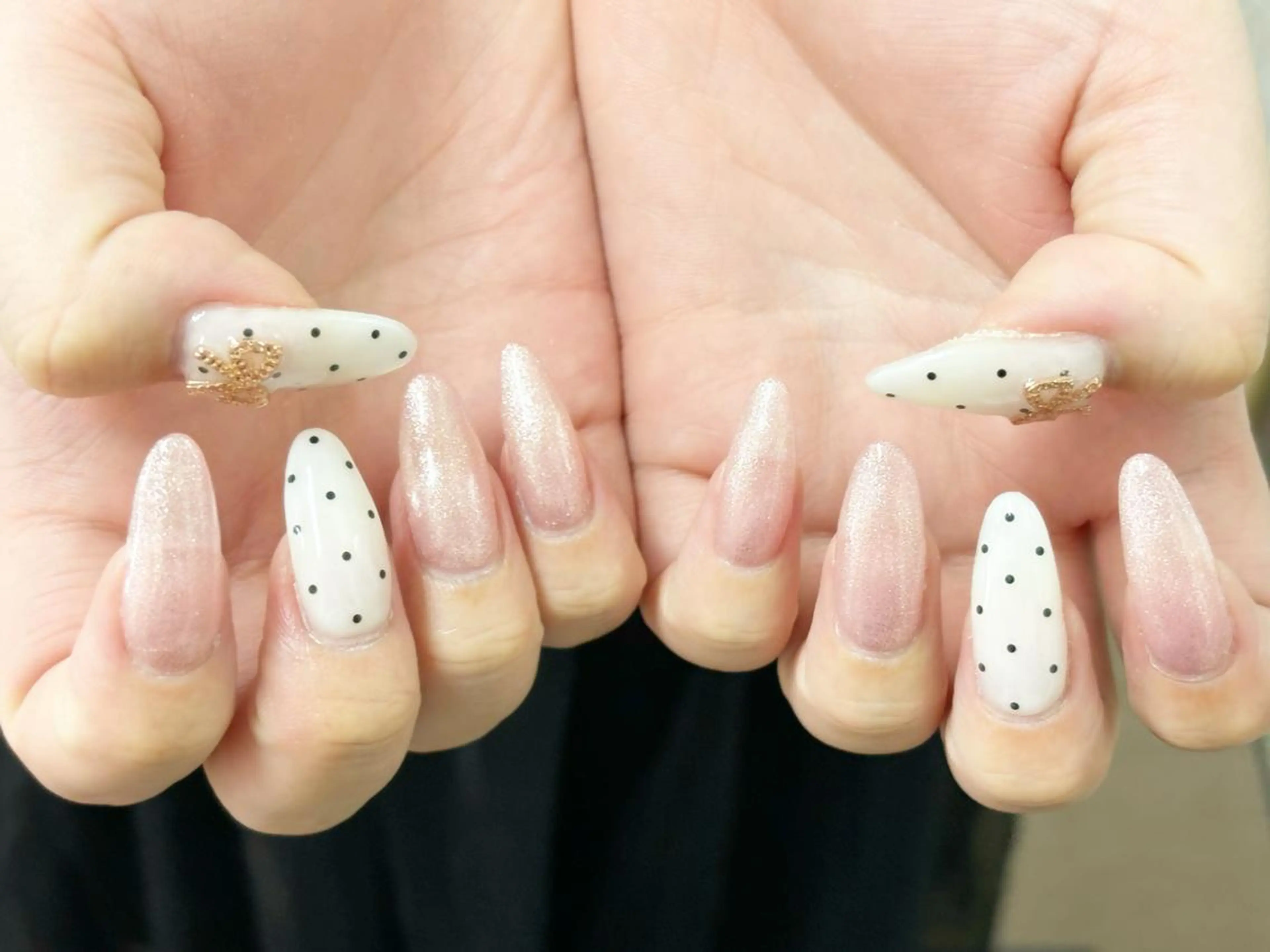 ネイル チークネイル 長さ出し フットネイル フレンチネイル ジェルネイル ハンドネイル リラネイル Aikenのネイルデザイン