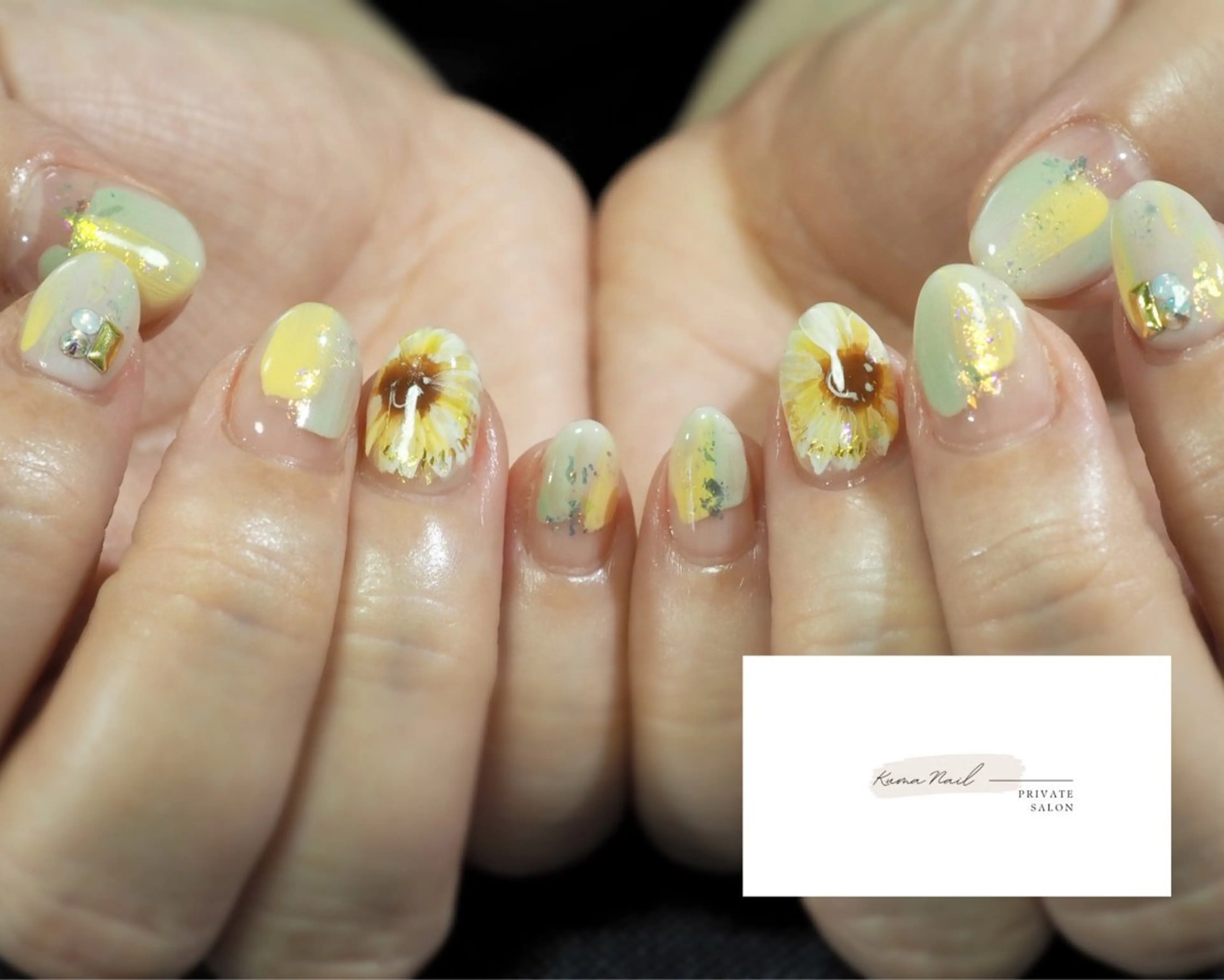 ネイル フラワーネイル ニュアンスネイル オレンジ 夏ネイル 黄色 藤が丘/守山/長久手 Kuma Nailのネイルデザイン
