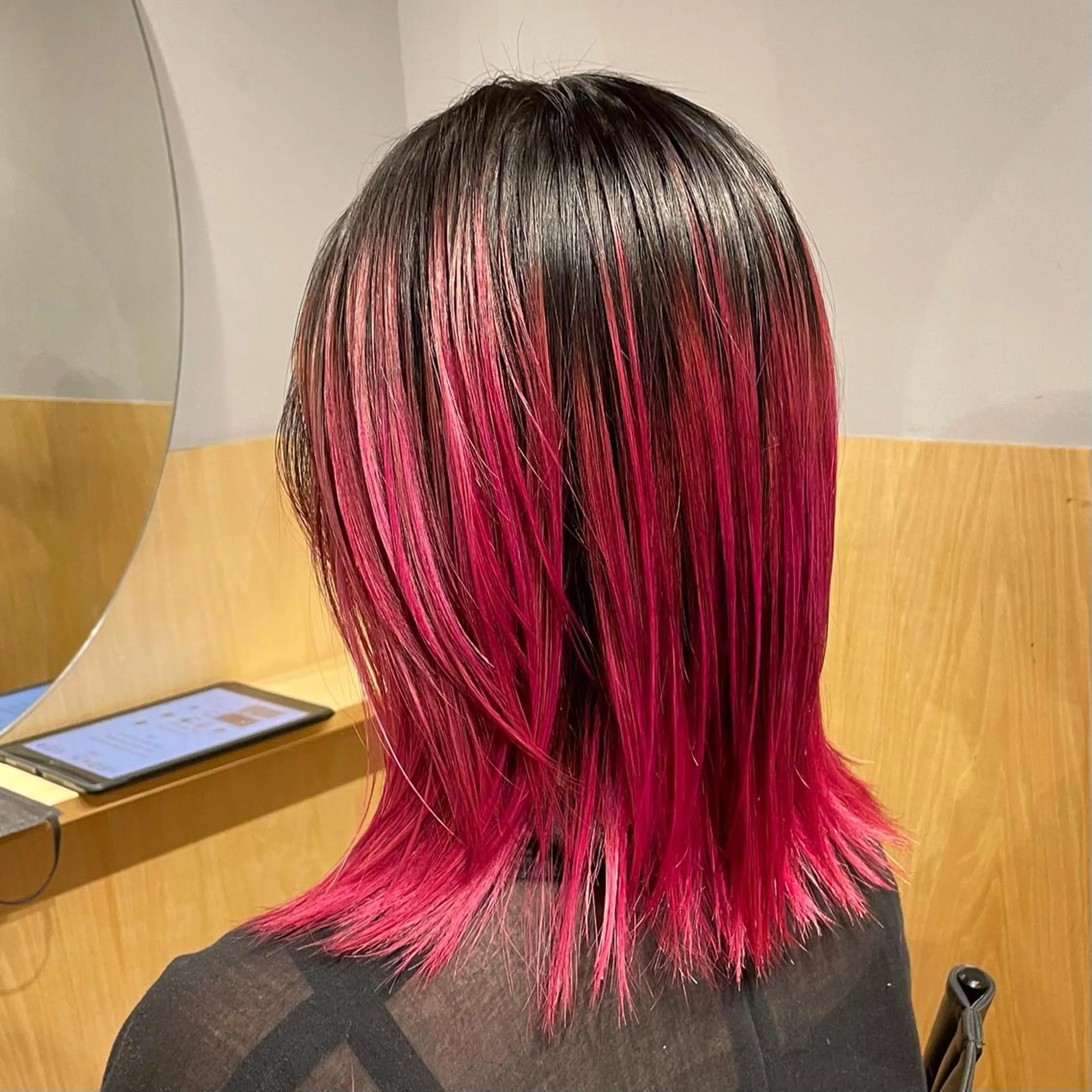 セミロング カラー ブリーチ ケアブリーチ ダブルカラー ハイライトカラー インナーカラー 【美髪とカット】 AKIFUMIのヘアスタイル
