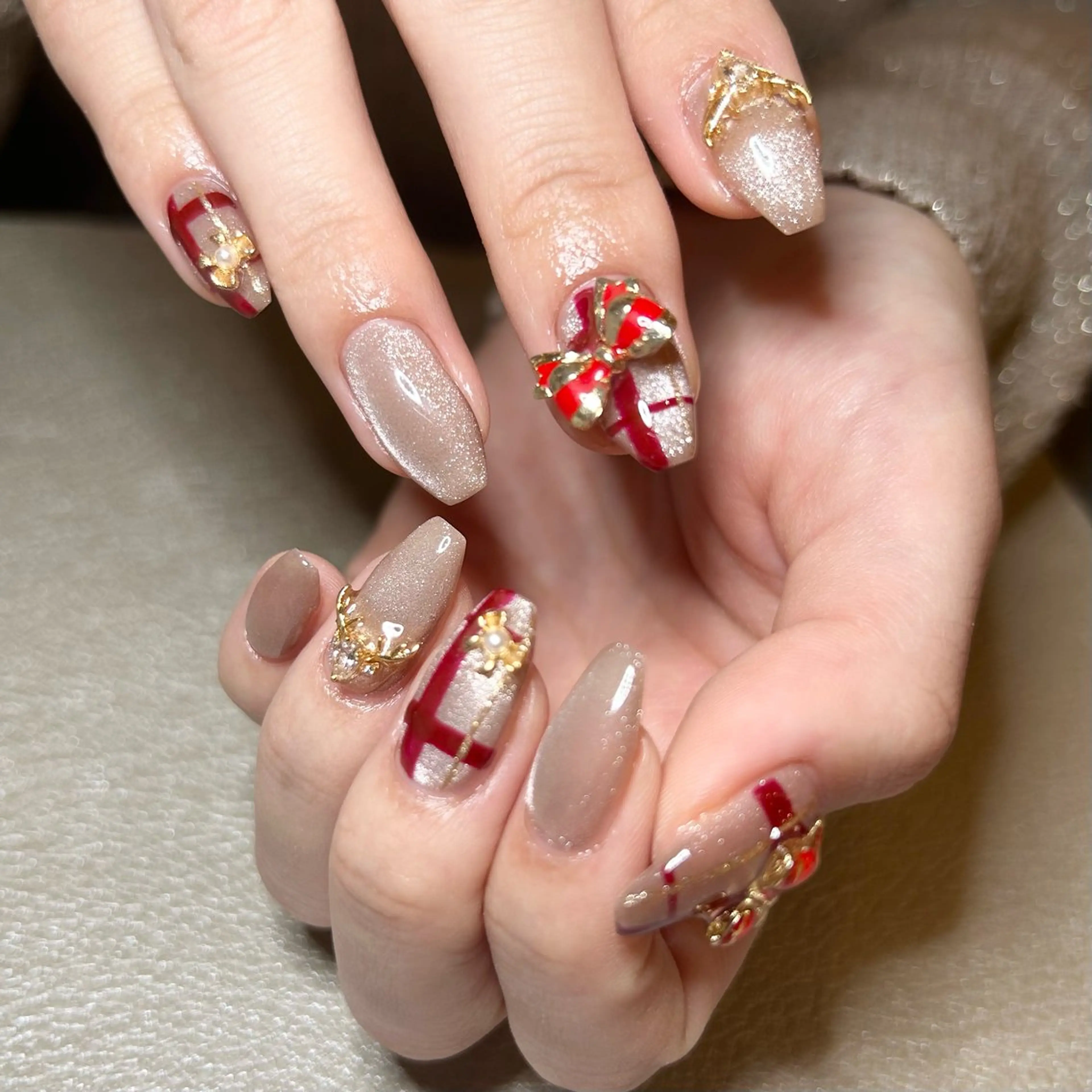 ネイル ハンドネイル ハンドケア she nail studio所属・パラジェル/スカルプ salonOerbaのネイルデザイン