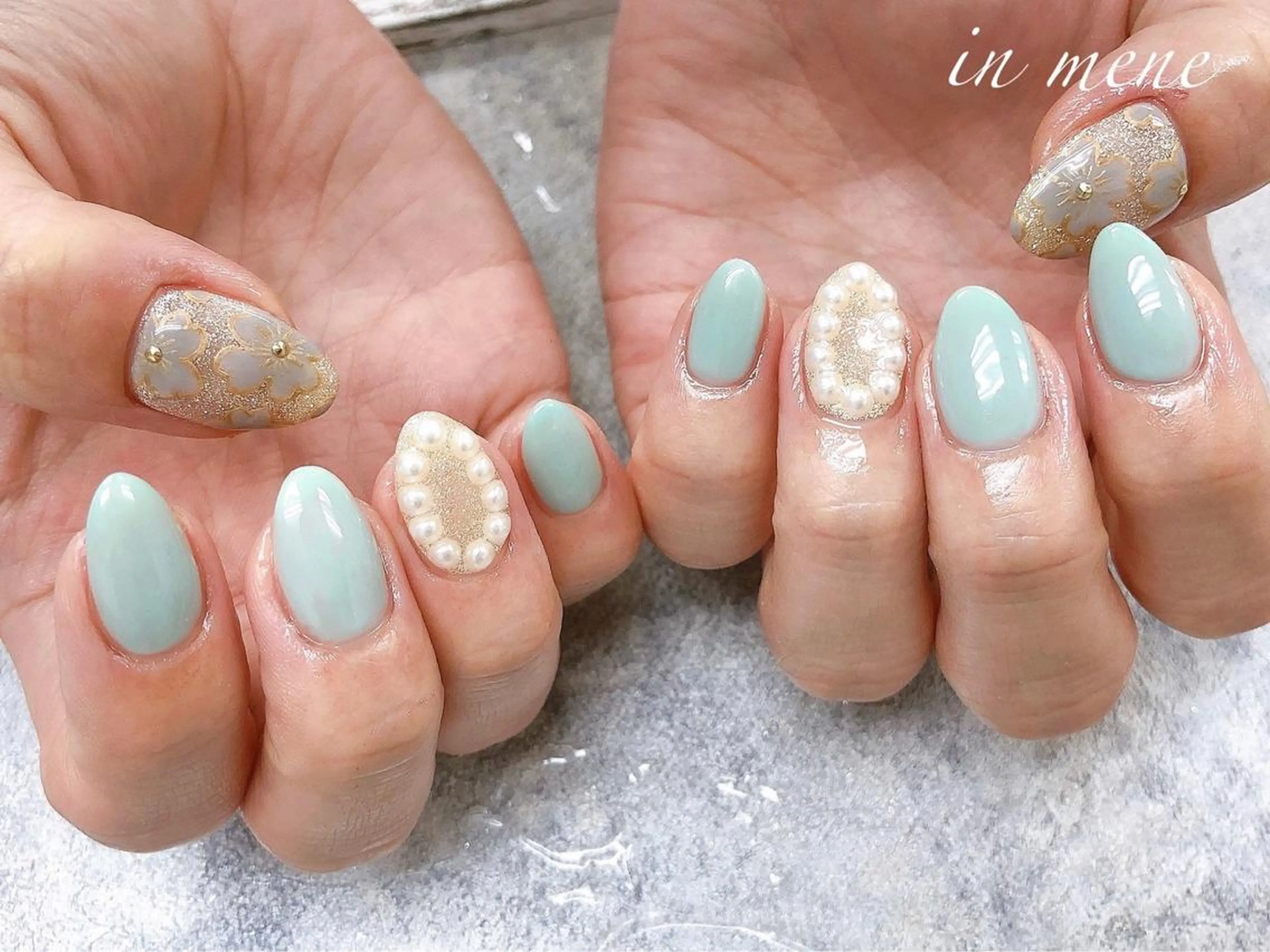 ネイル フラワーネイル ラメ(グリッター) ハンドネイル IN MENE所属・IN MENEのネイルデザイン