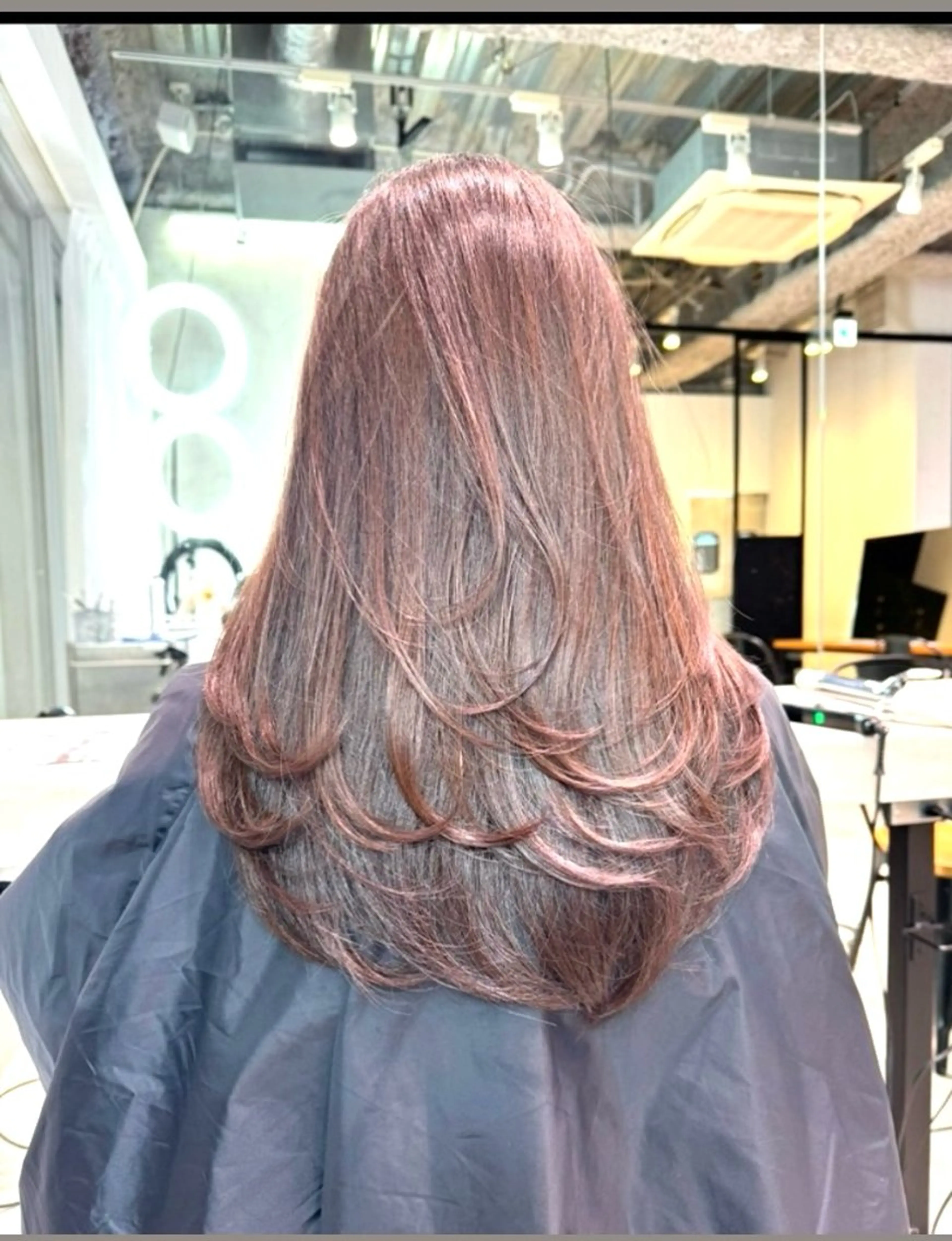 ロング カラー ピンクカラー レイヤーカット カット ヘアカラー 🌟練馬の ケンシロウ⭐️のヘアスタイル