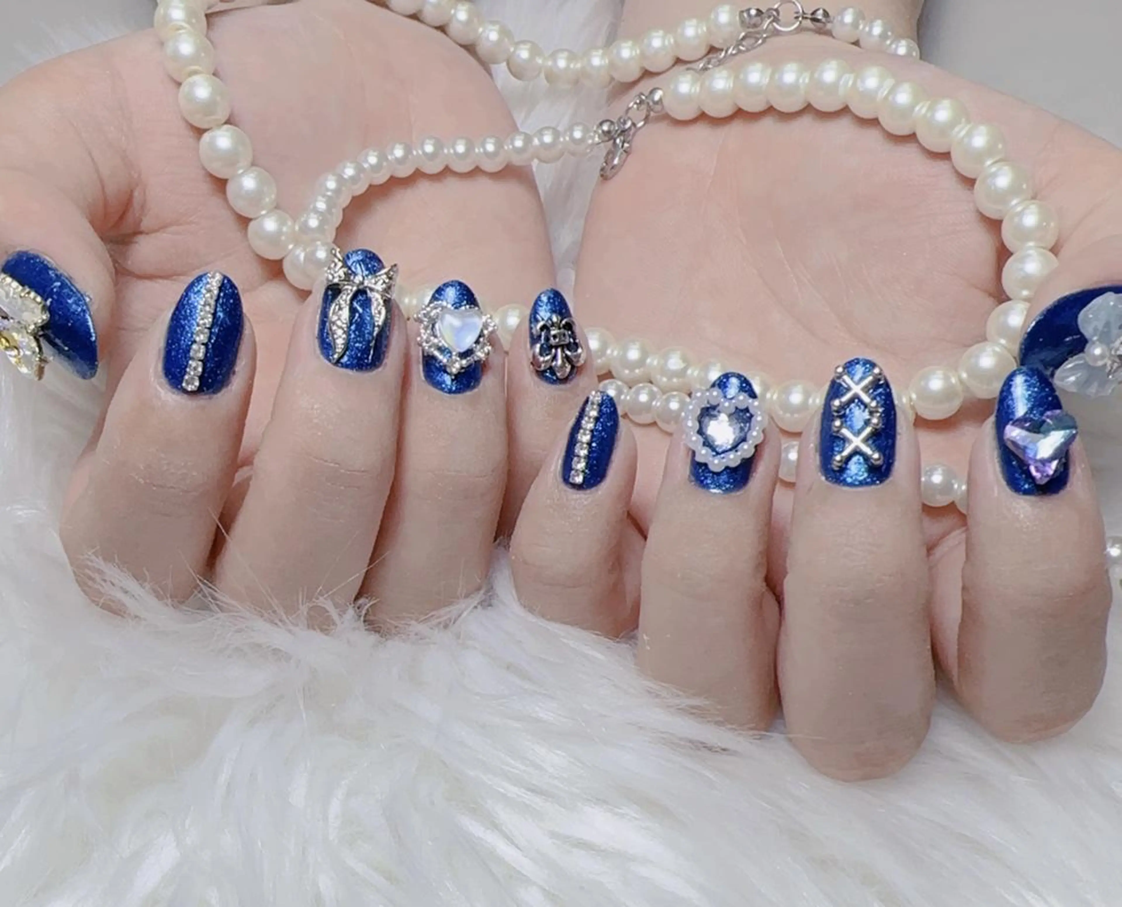 ネイル アートネイル 成人式 長さ出し フットネイル ジェルネイル ハンドネイル ハンドケア For U nail スカルプ専門店のネイルデザイン