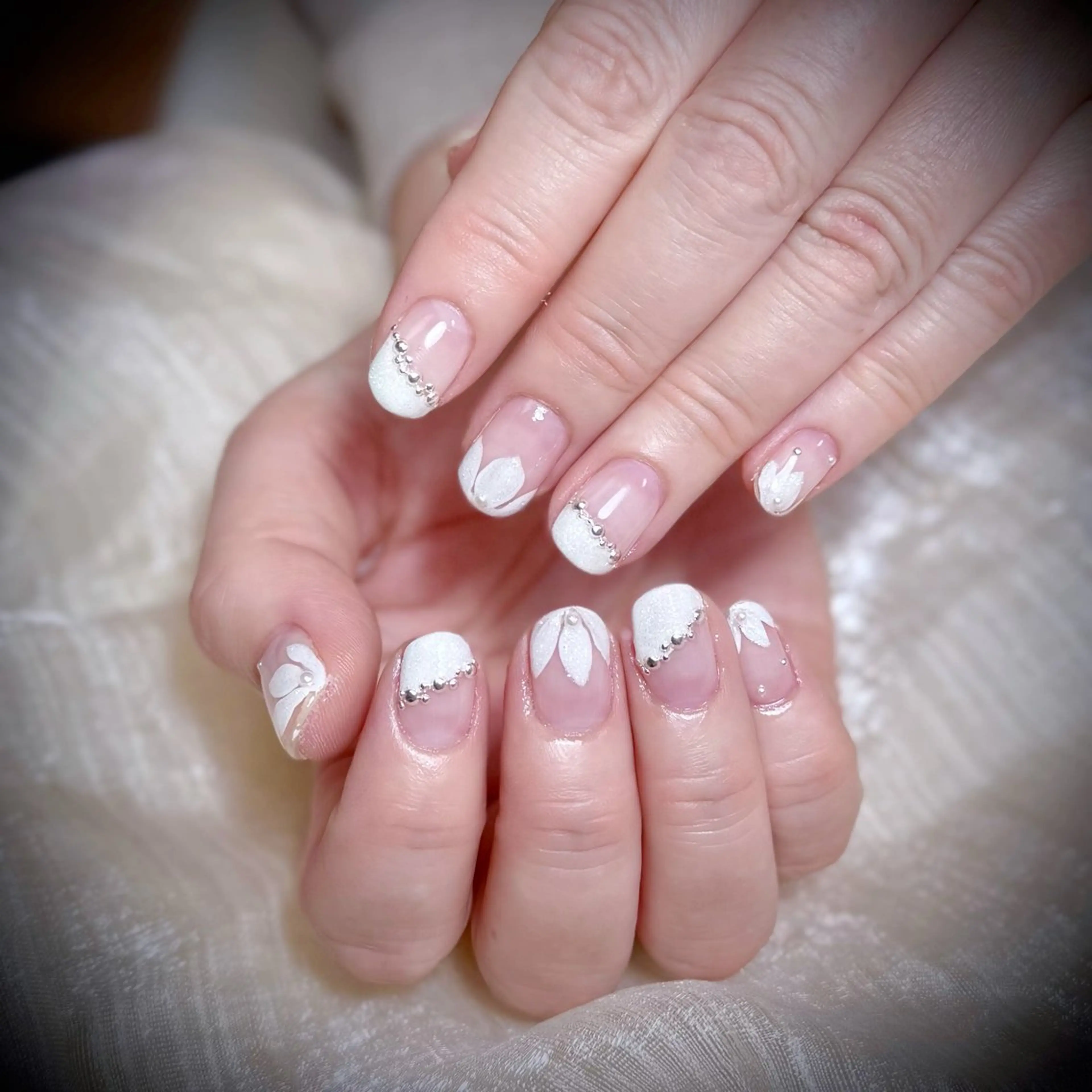 ネイル ハンドネイル エクラNailサロン ミオのネイルデザイン
