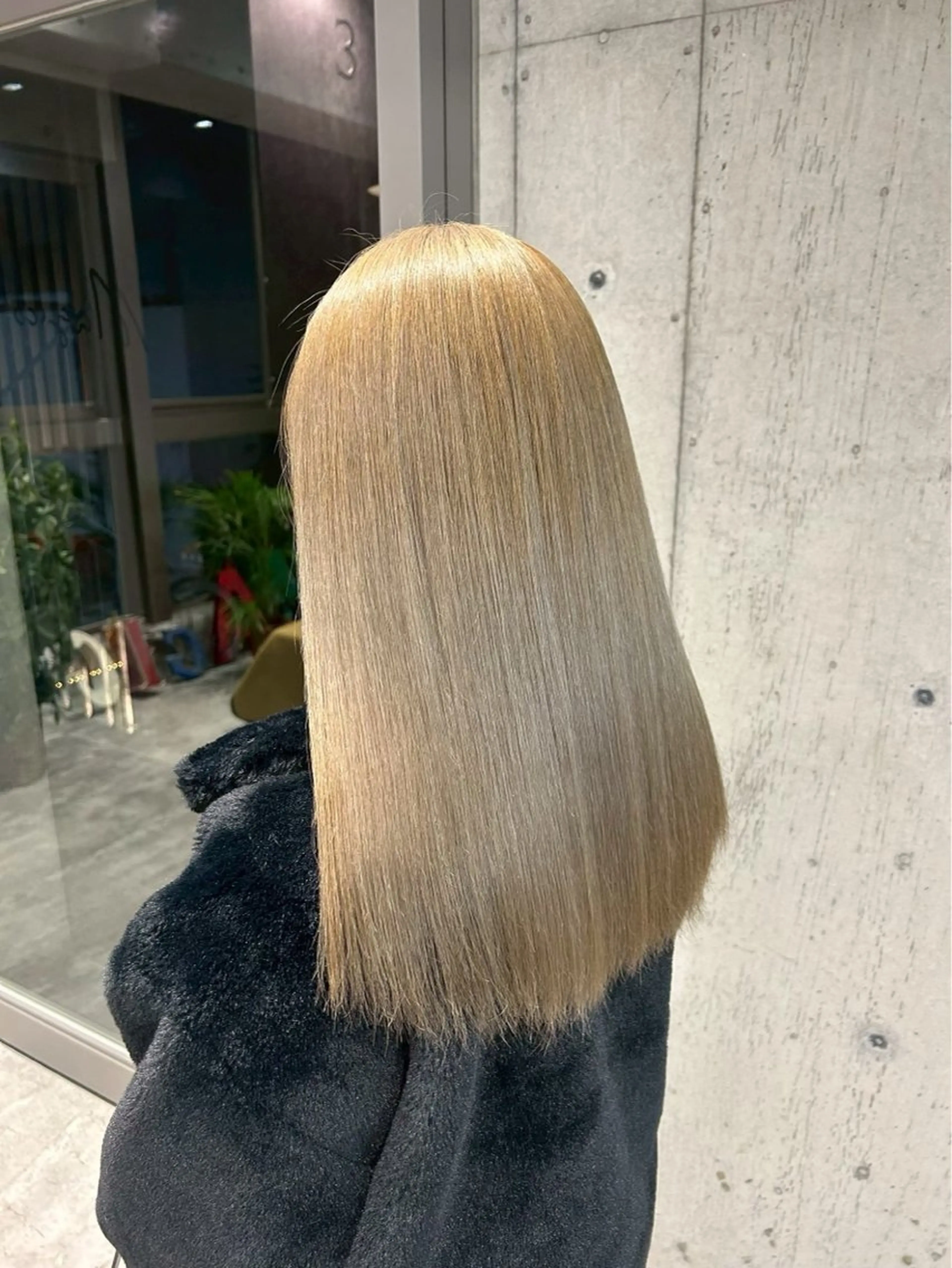 【新規限定】⚡️ブリーチ2回込みトリプルカラー最大限に明るく！＋ダメージ補修トリートメント⚡️の写真