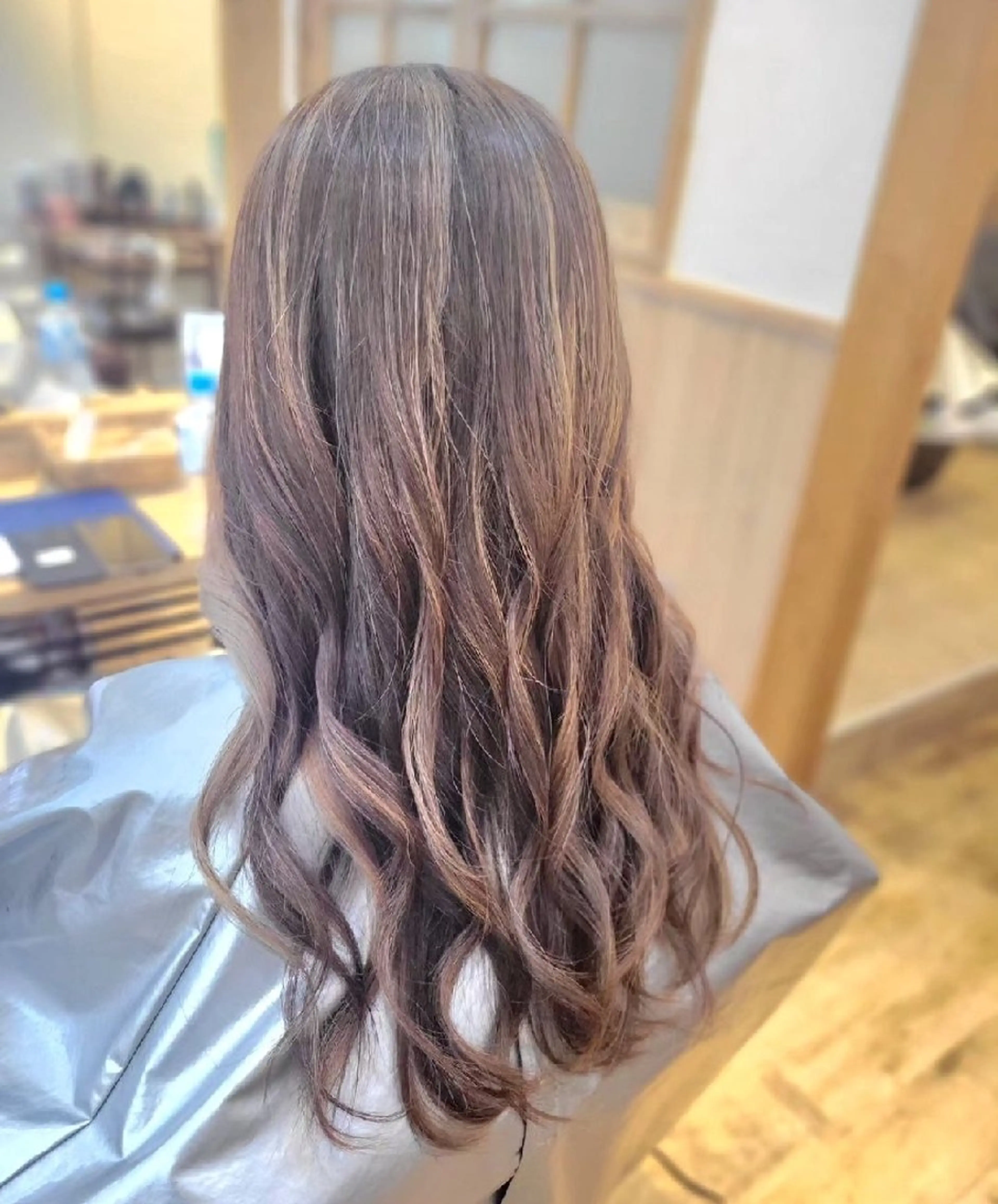 ロング Agu hair flower所属・E RIのヘアスタイル