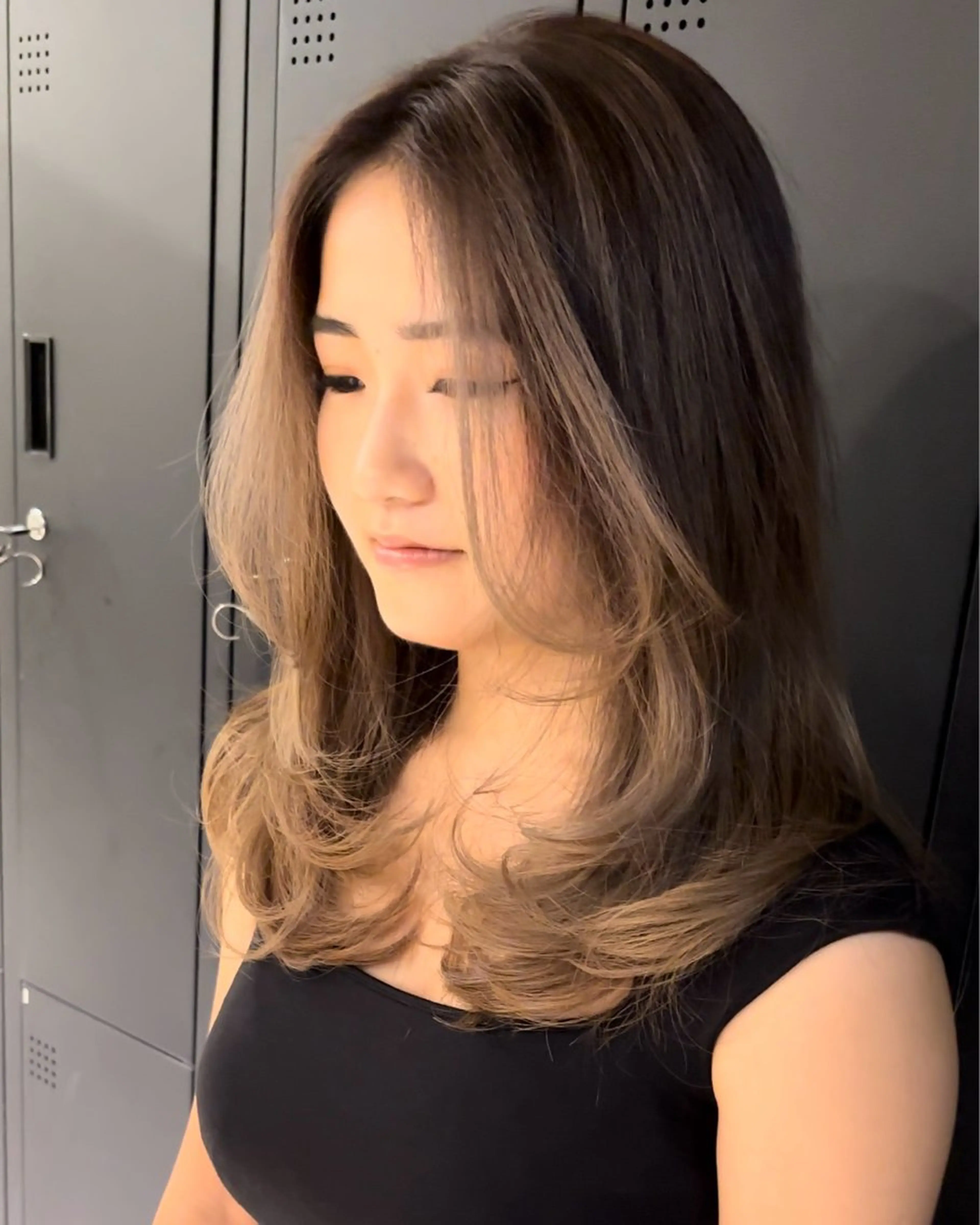 ミディアム カラー カット ヘアカラー 🌺KANA🇺🇸 海外トレンドヘアのヘアスタイル