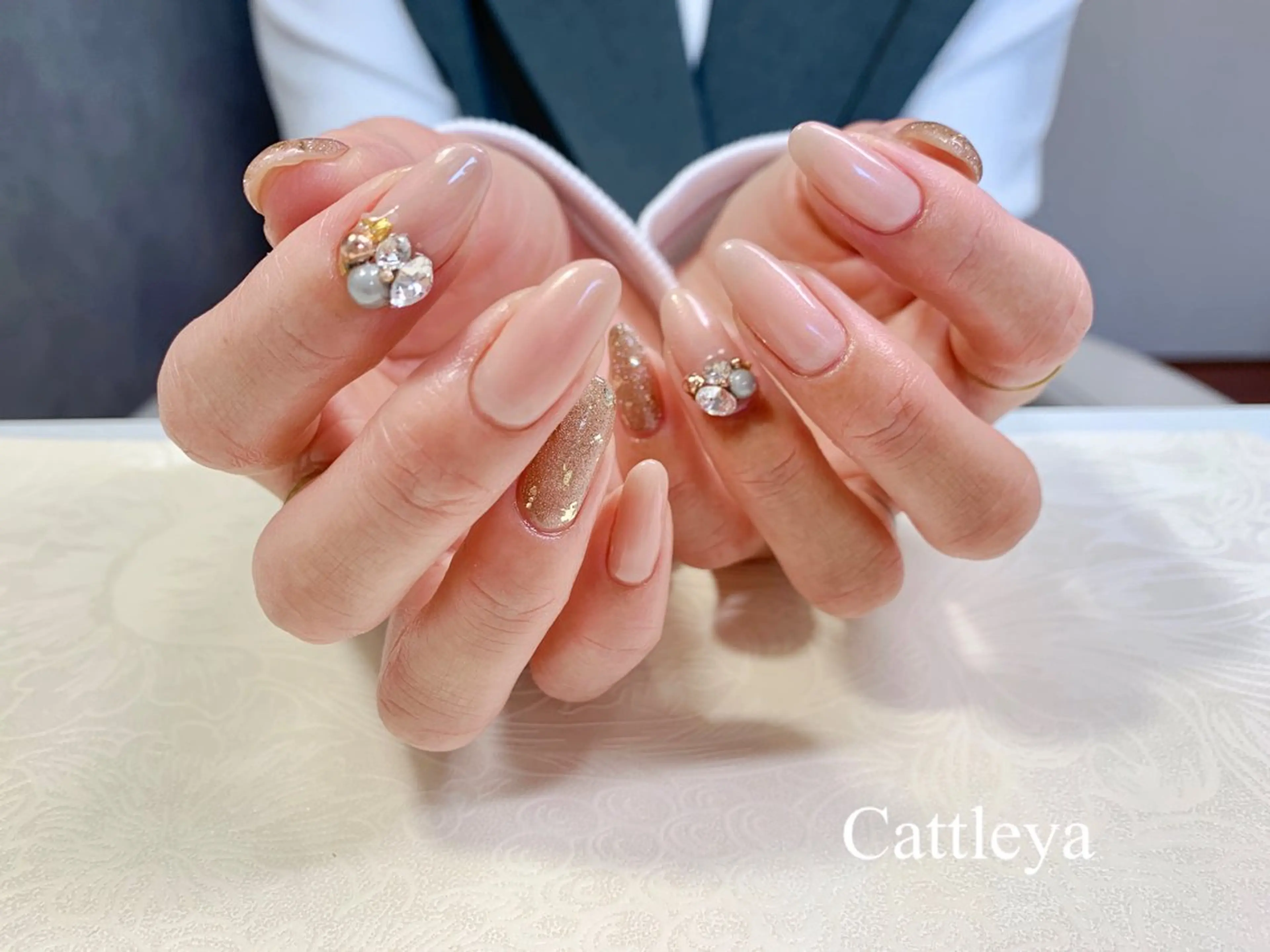 ネイル ハンドネイル Cattleya カトレアのネイルデザイン