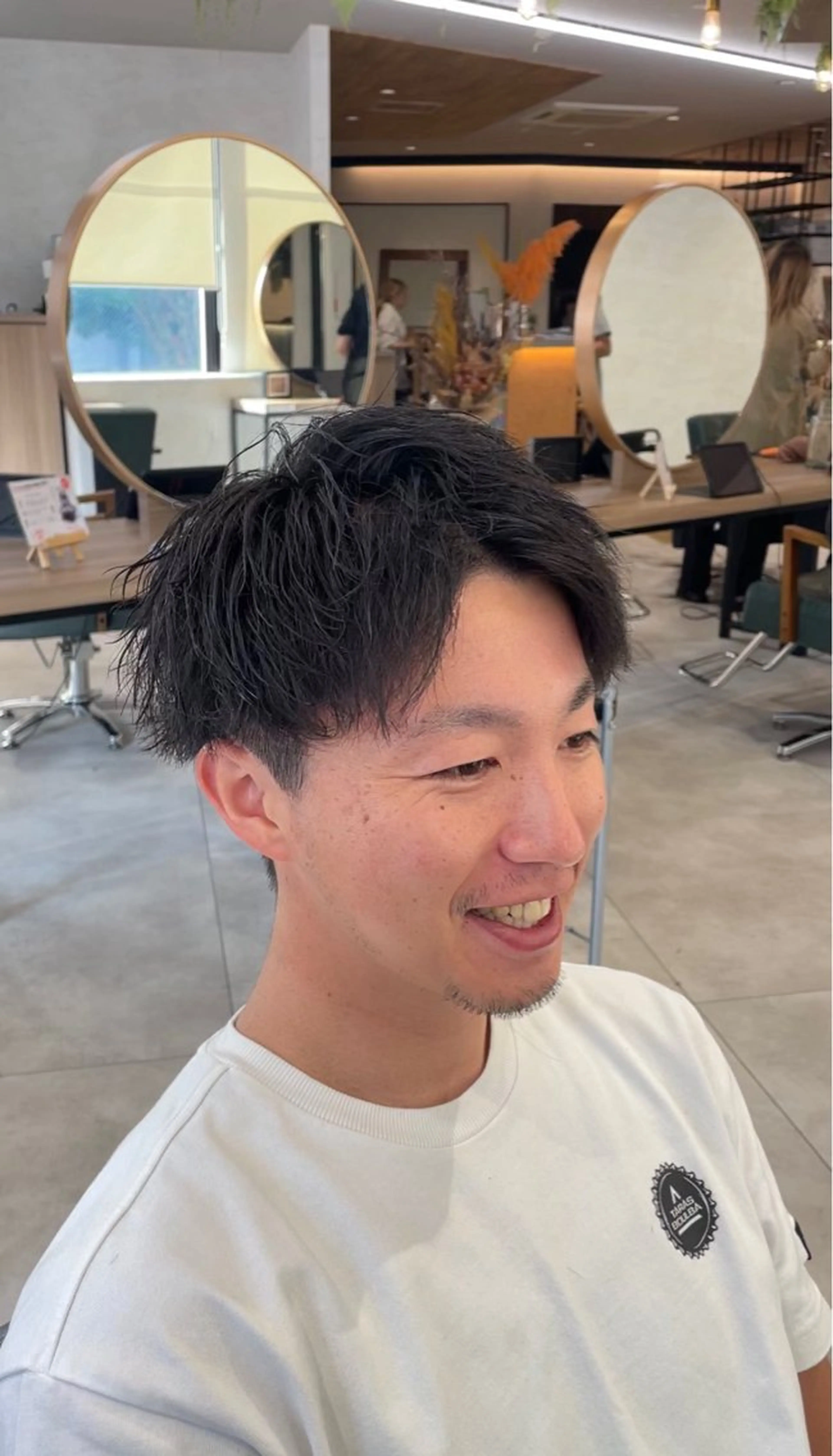 メンズ オノザワ シュウジのヘアスタイル