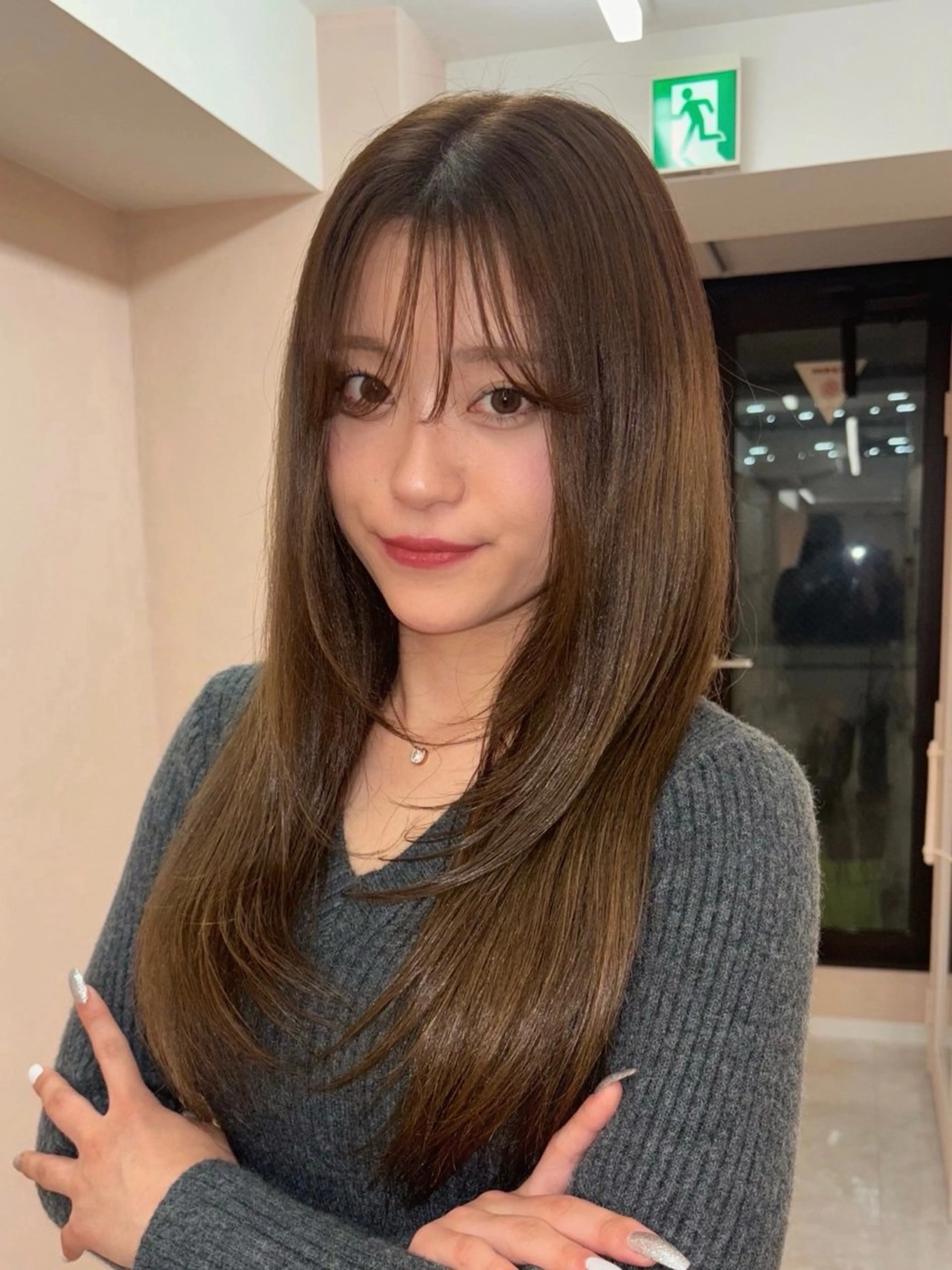 ロング カラー ベージュカラー ブラウンカラー 透明感カラー オリーブベージュ オリーブブラウン ヘアカラー 渋谷 ♥️ haruのヘアスタイル