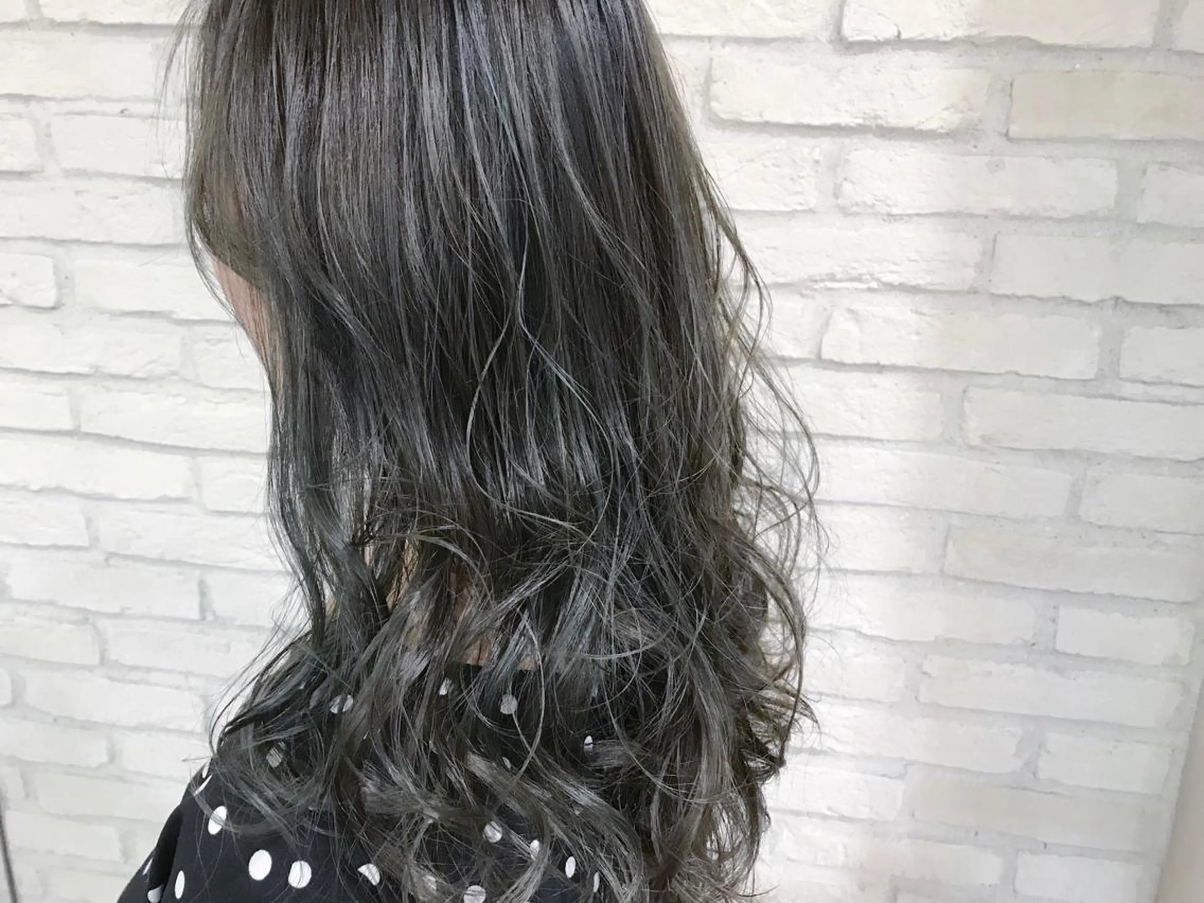 ロング カラー 透明感カラー ハイライトカラー ハイライト 横浜🍒カット エクステ／RIEのヘアスタイル