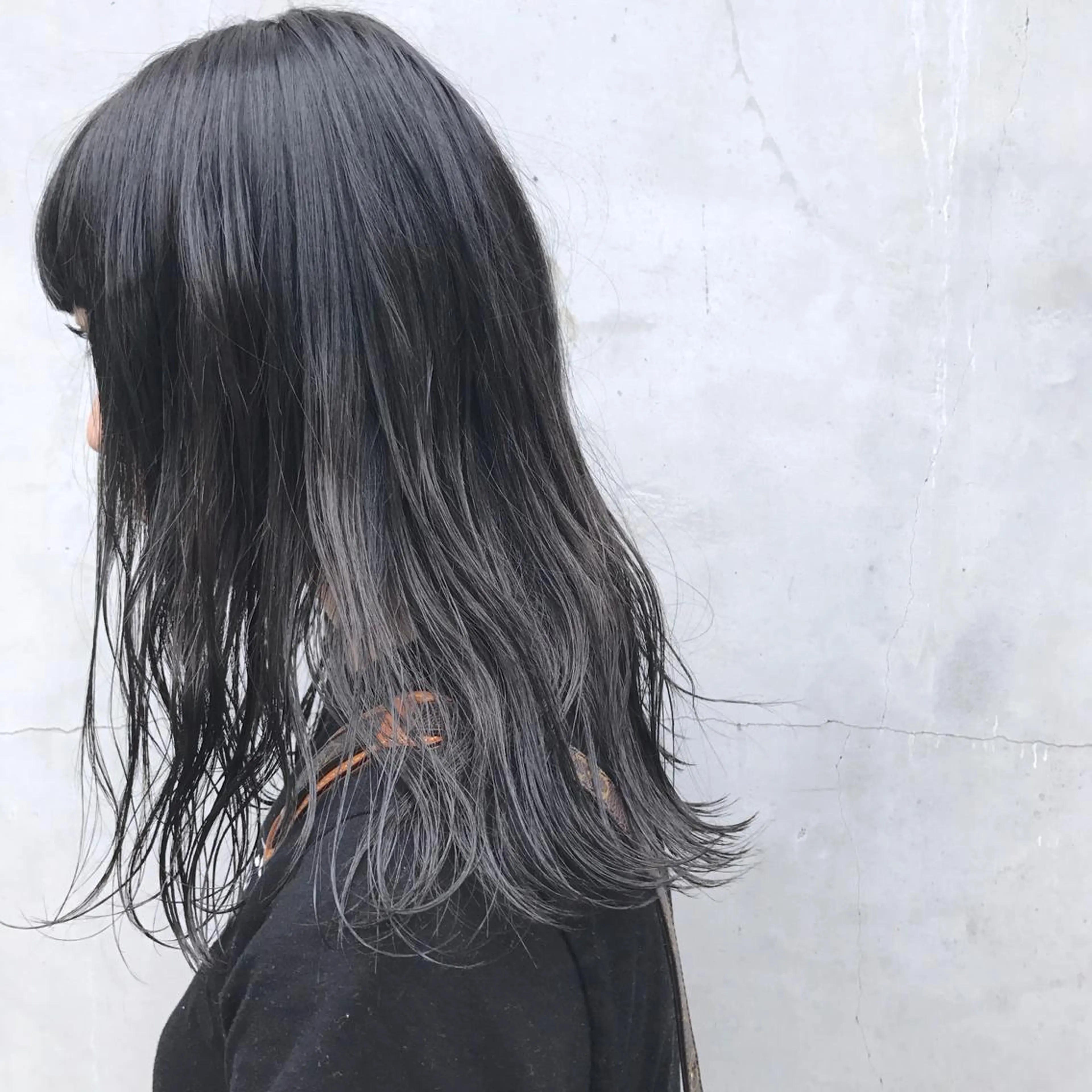 ミディアム ヤスドミ ケイスケのヘアスタイル