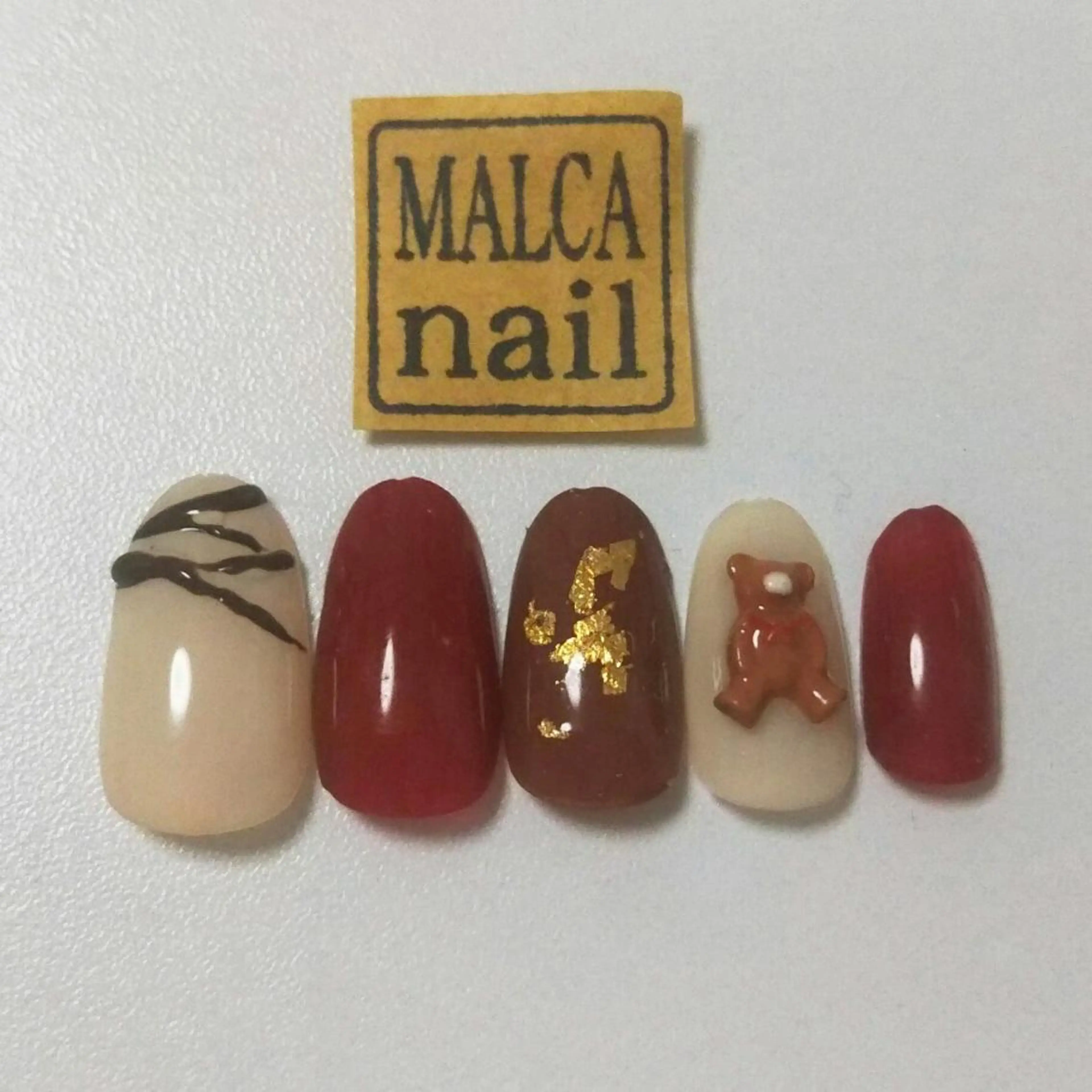 セミロング ヘアアレンジ パーマ ネイル キッズ マツエク・マツパ カラー MALCAnail(マルカネイル)所属・荒木 莉奈のネイルデザイン