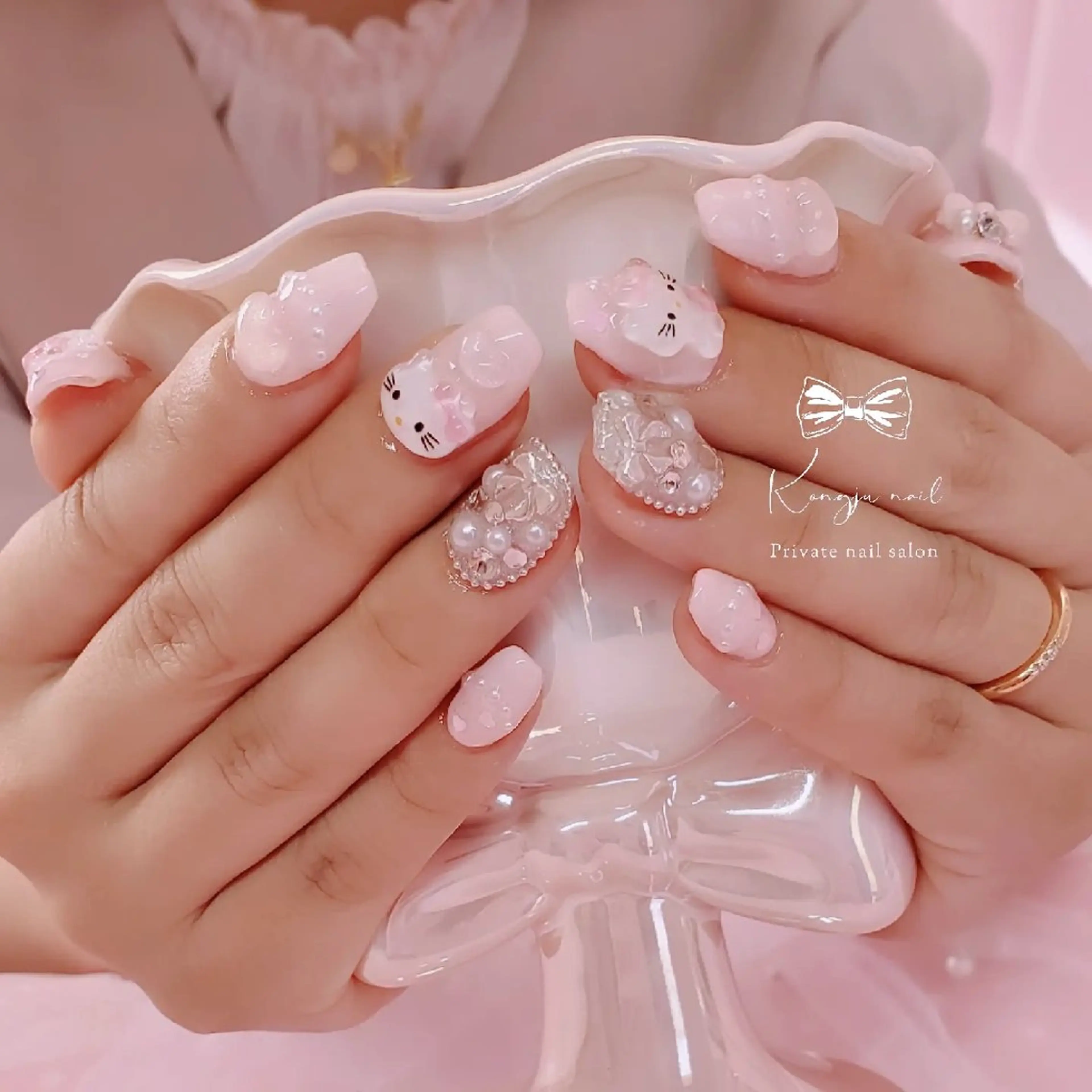 ネイル 持ち込み ストーンネイル Kongju  nailのネイルデザイン