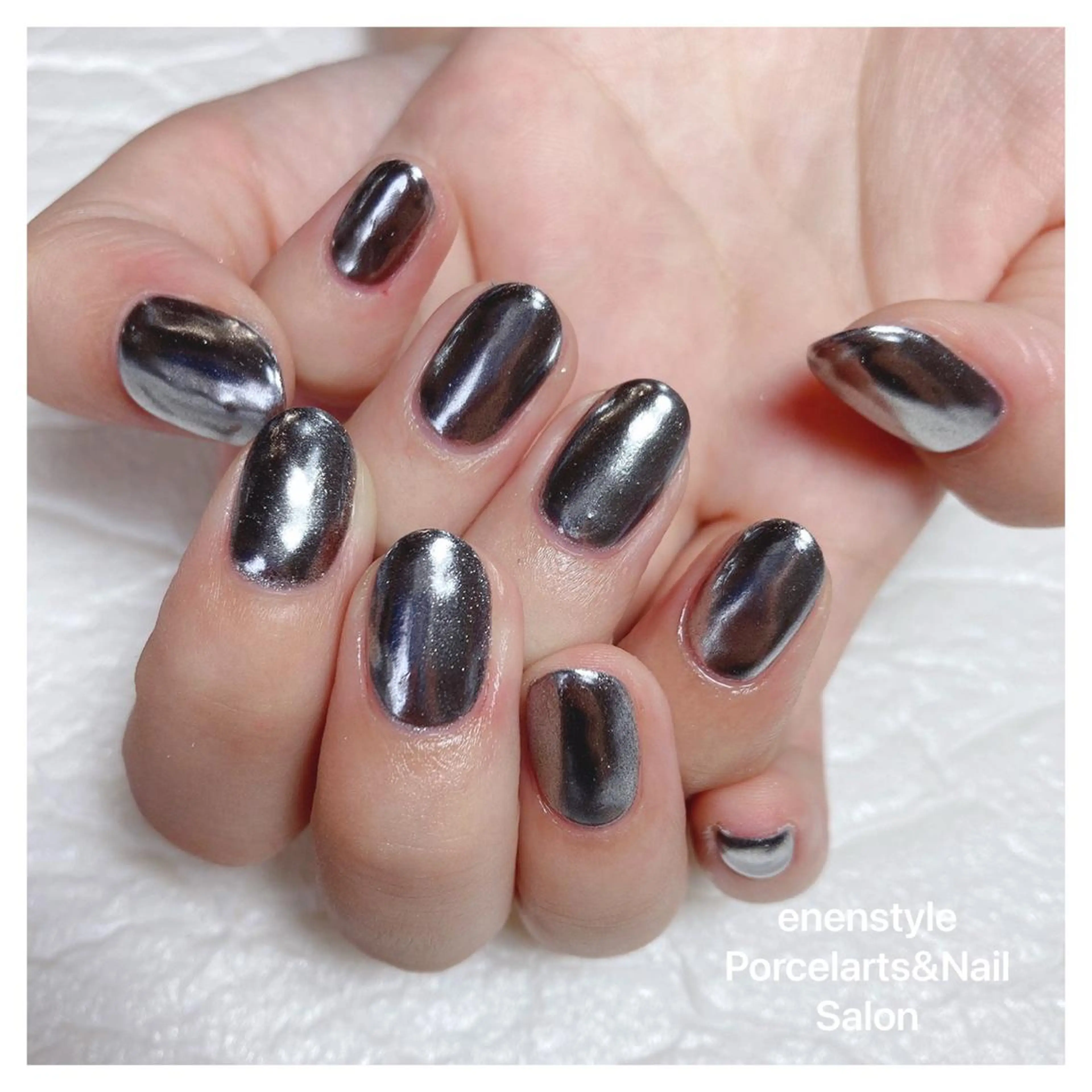 ミディアム ネイル ハンドネイル 👑enen style👑のネイルデザイン