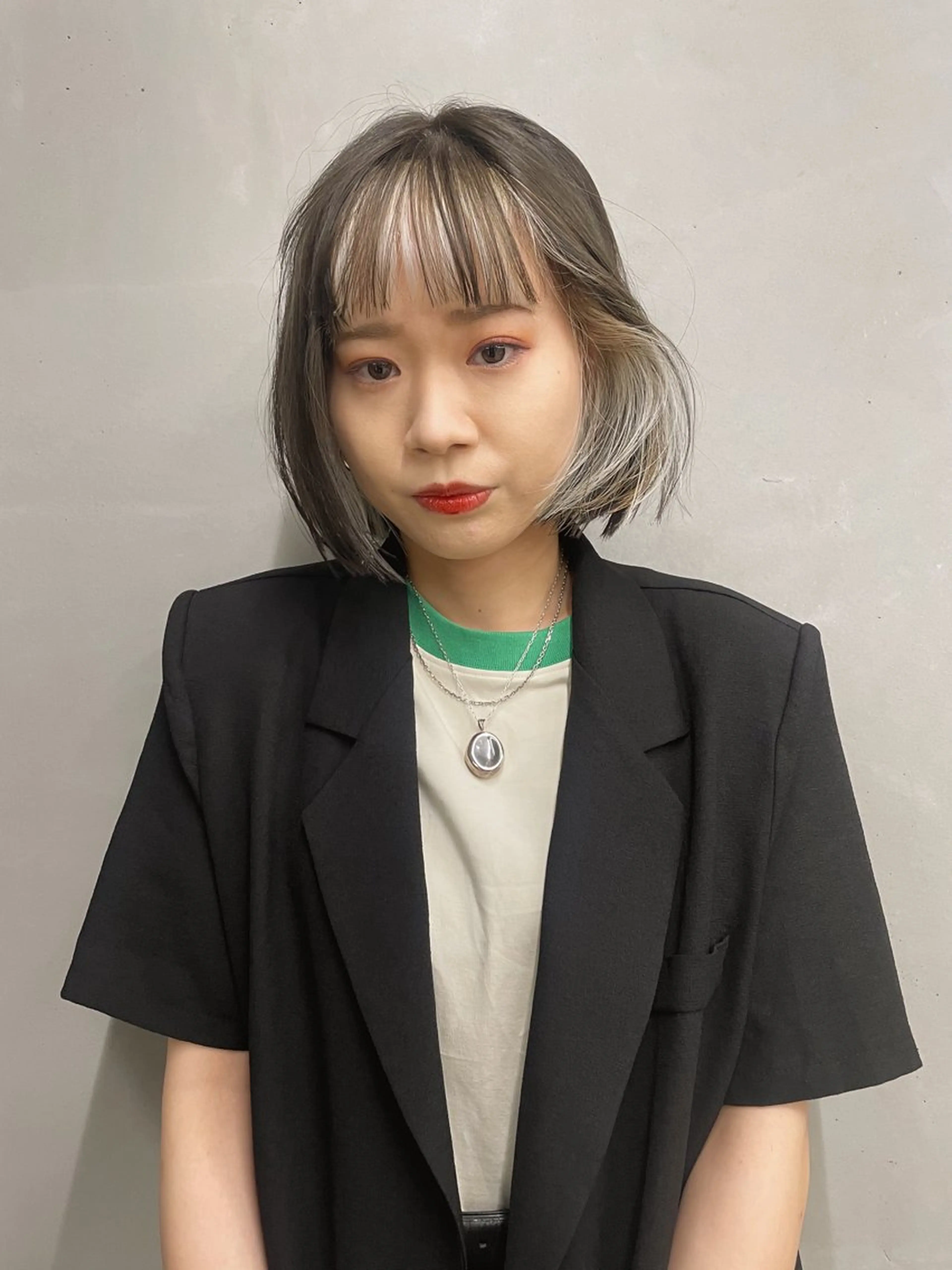 ショート カラー 抜きっぱなしブロンド カット ヘアカラー トリートメント センスをお届けします 大谷将生INFPのヘアスタイル