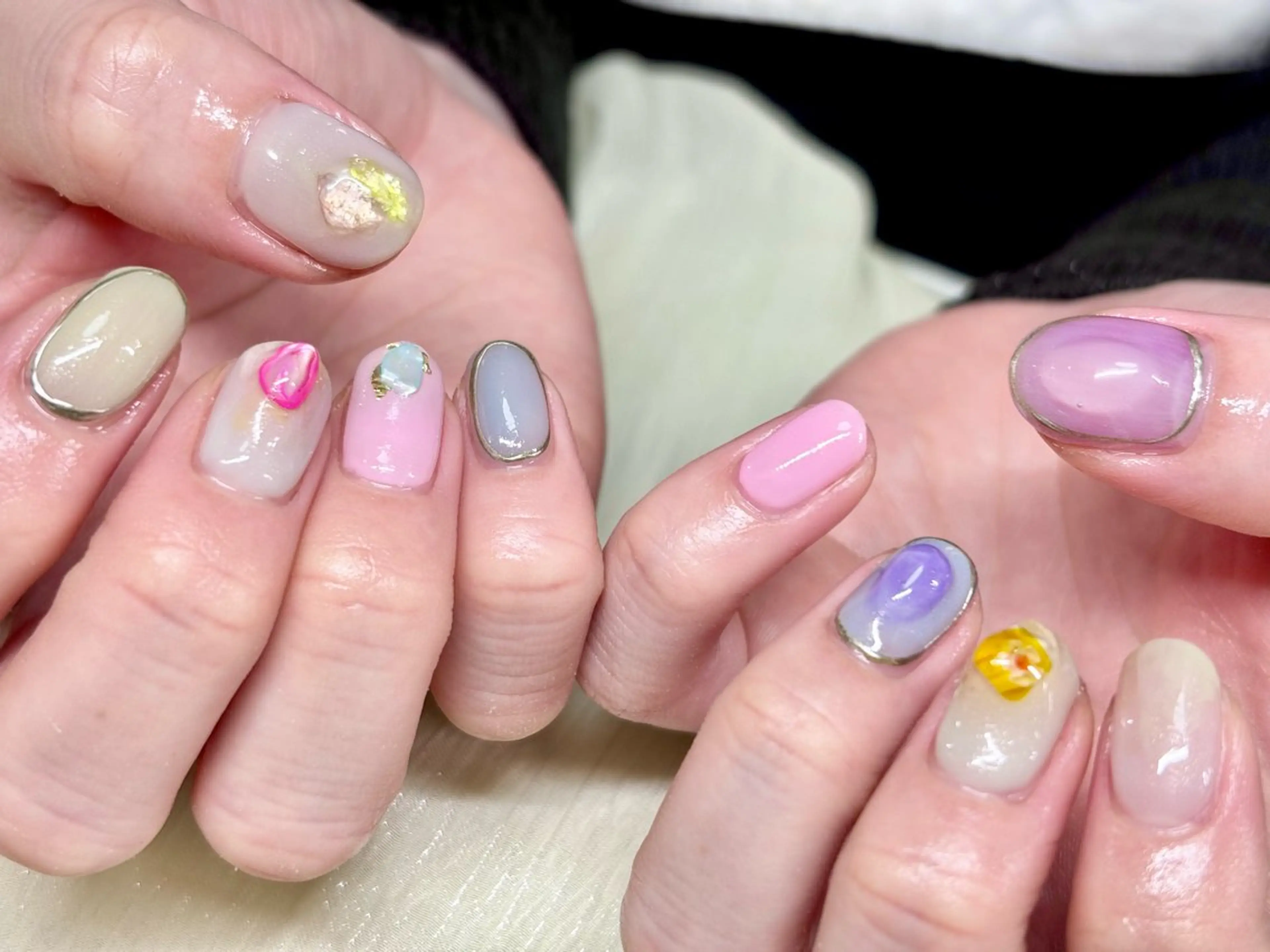 ネイル 持ち込み ニュアンスネイル N.KIRARI hanaのネイルデザイン